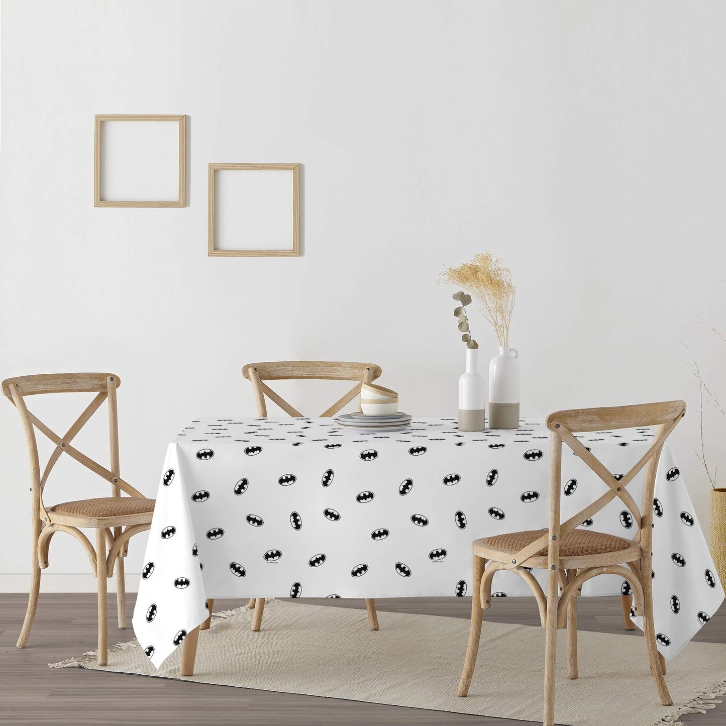 Mantel resinado antimanchas Batman White 3