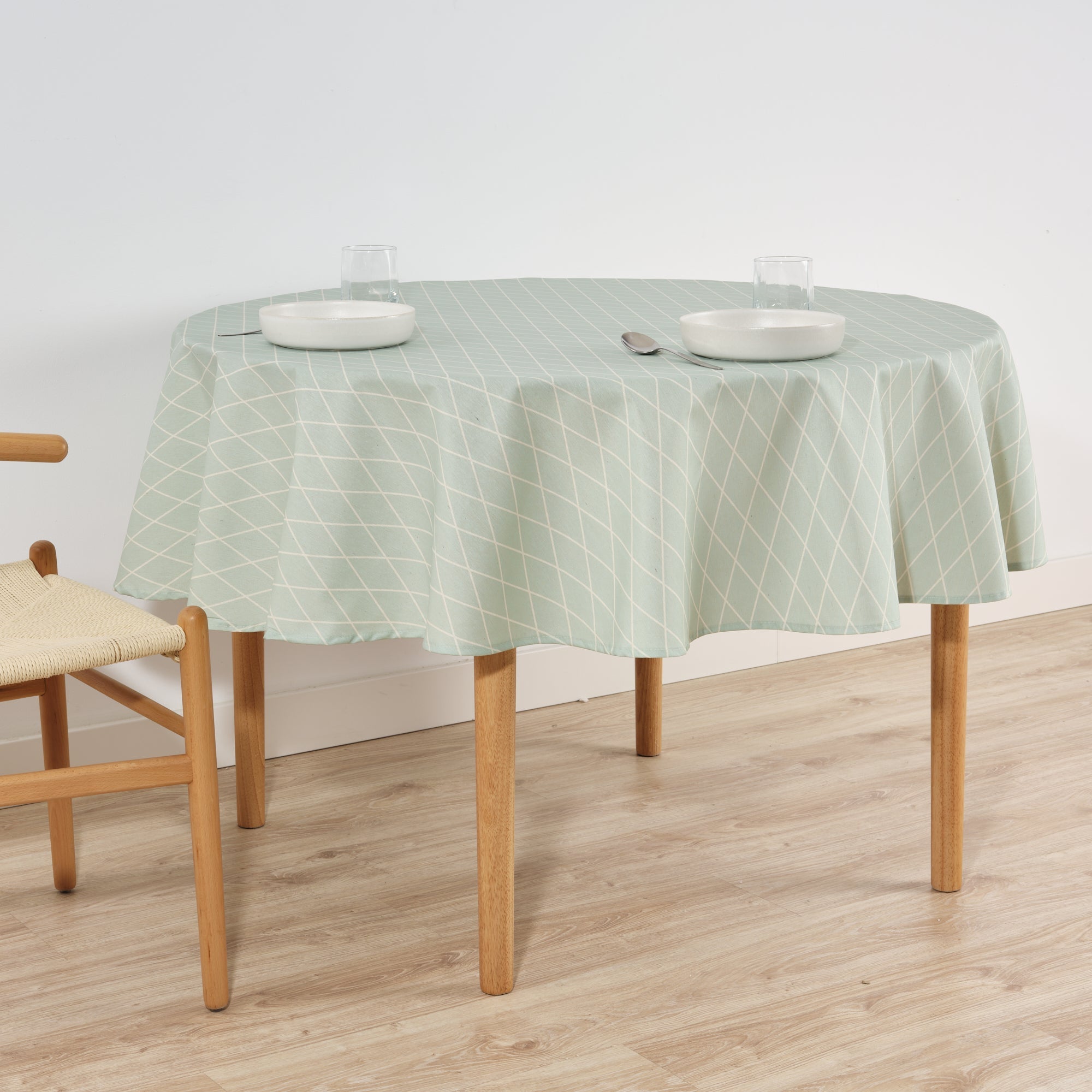 Round stain-resistant tablecloth 0220-55