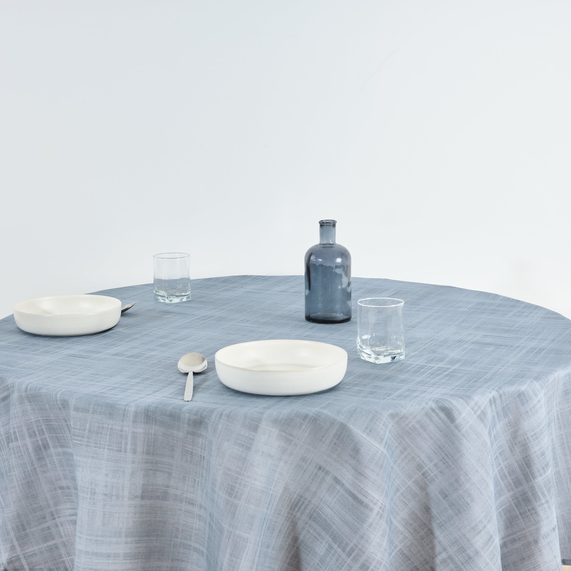 Round stain-resistant tablecloth 0120-19