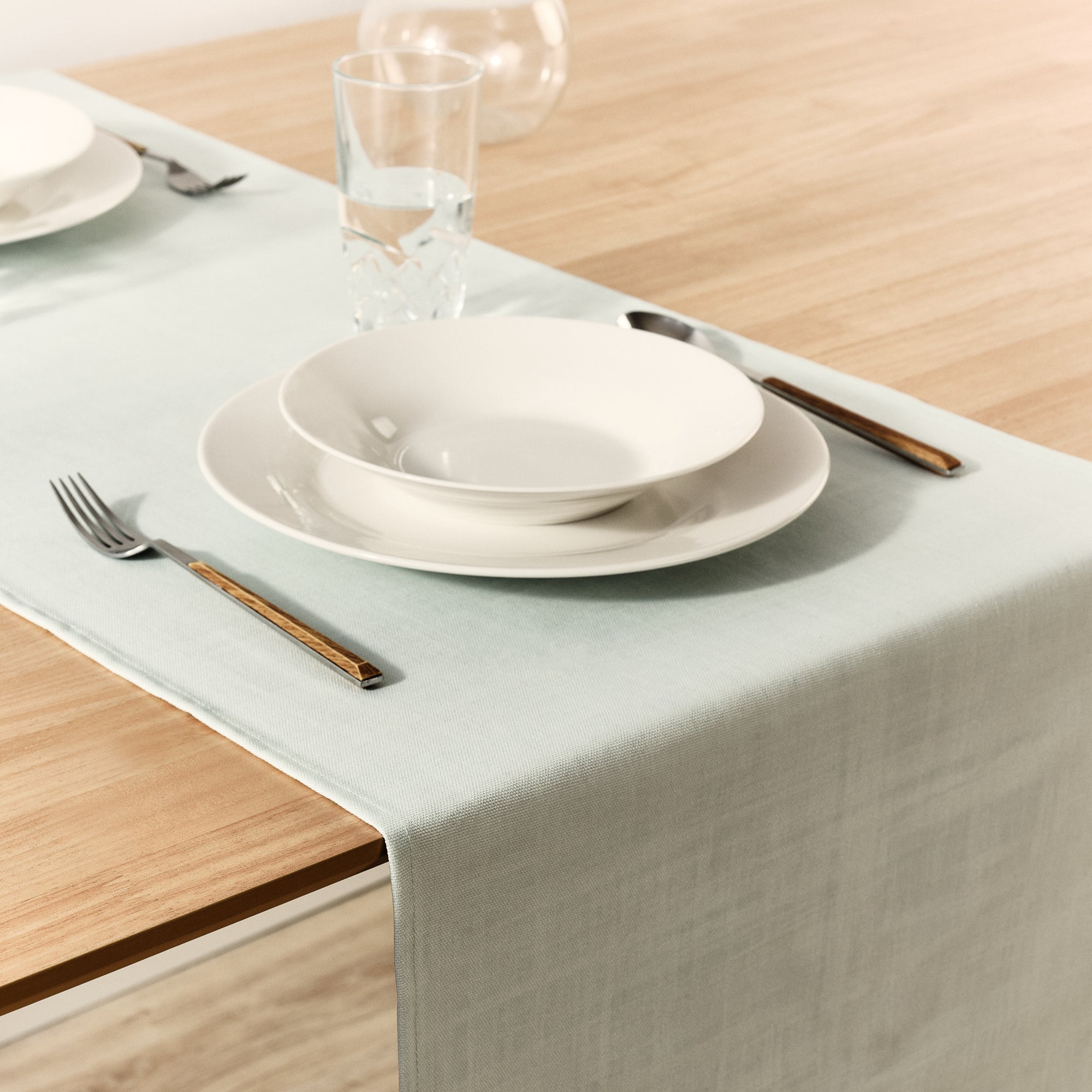 Water Green Table Runner 45x140 cm
