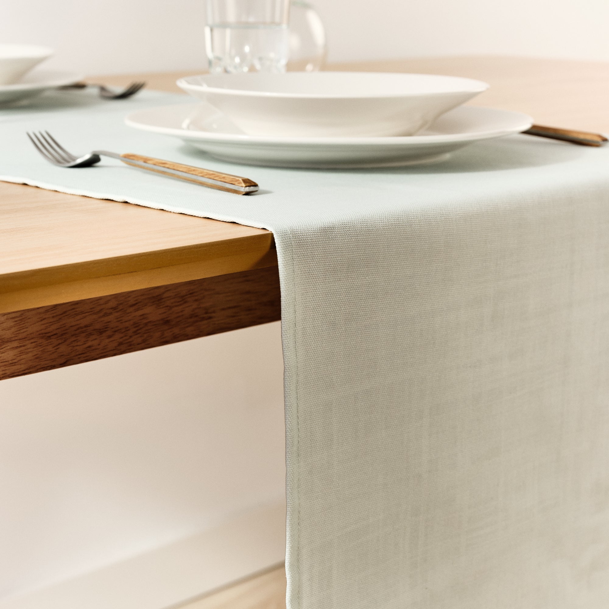 Water Green Table Runner 45x140 cm