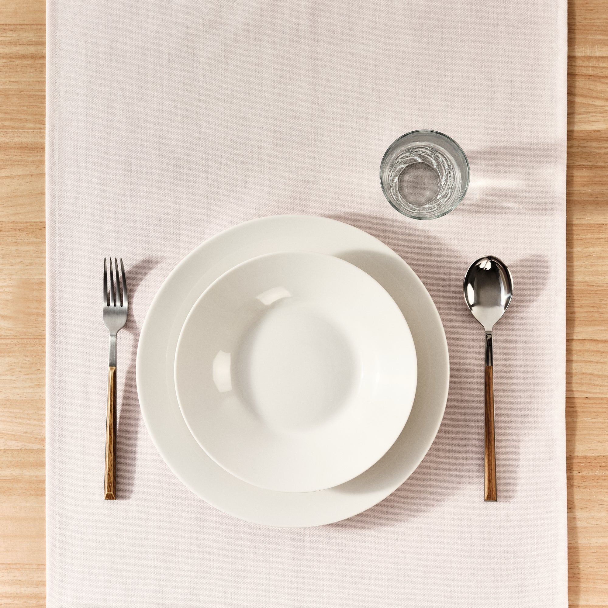 Chemin de table rose 45x140 cm