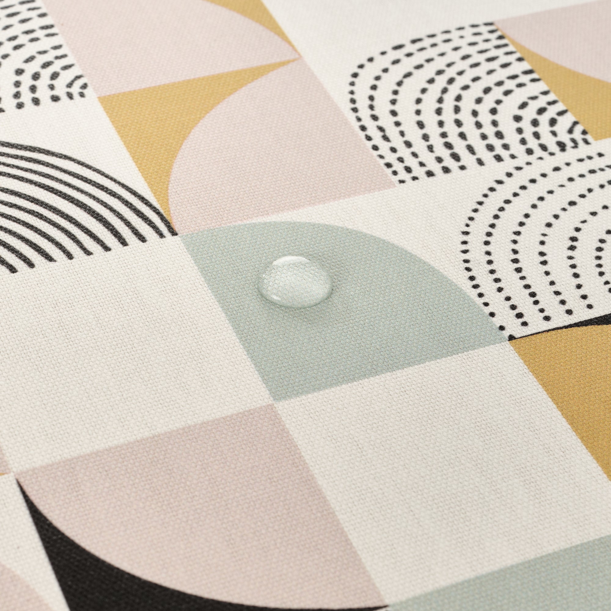 Round stain-resistant tablecloth P20