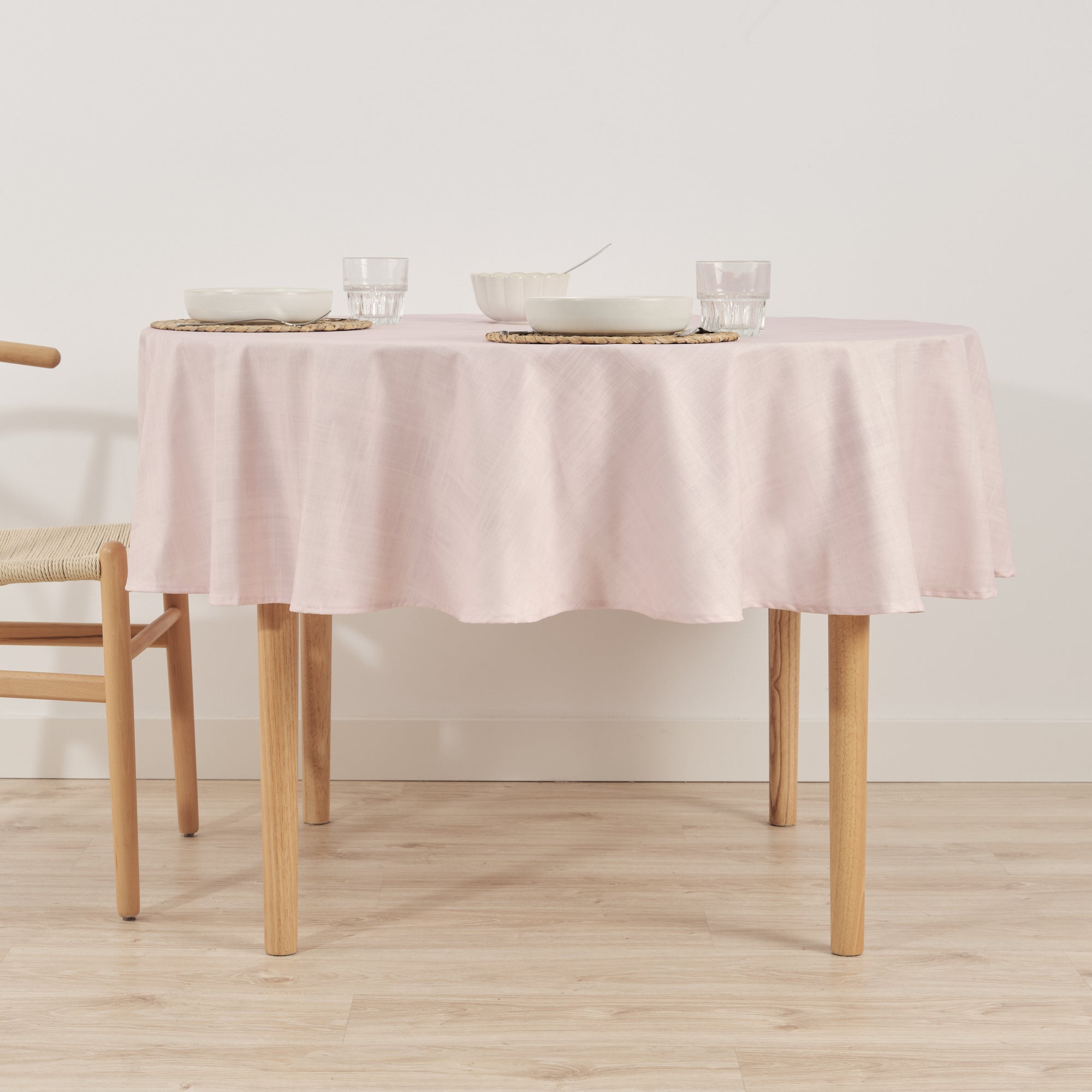 Round stain-resistant tablecloth 0120-312