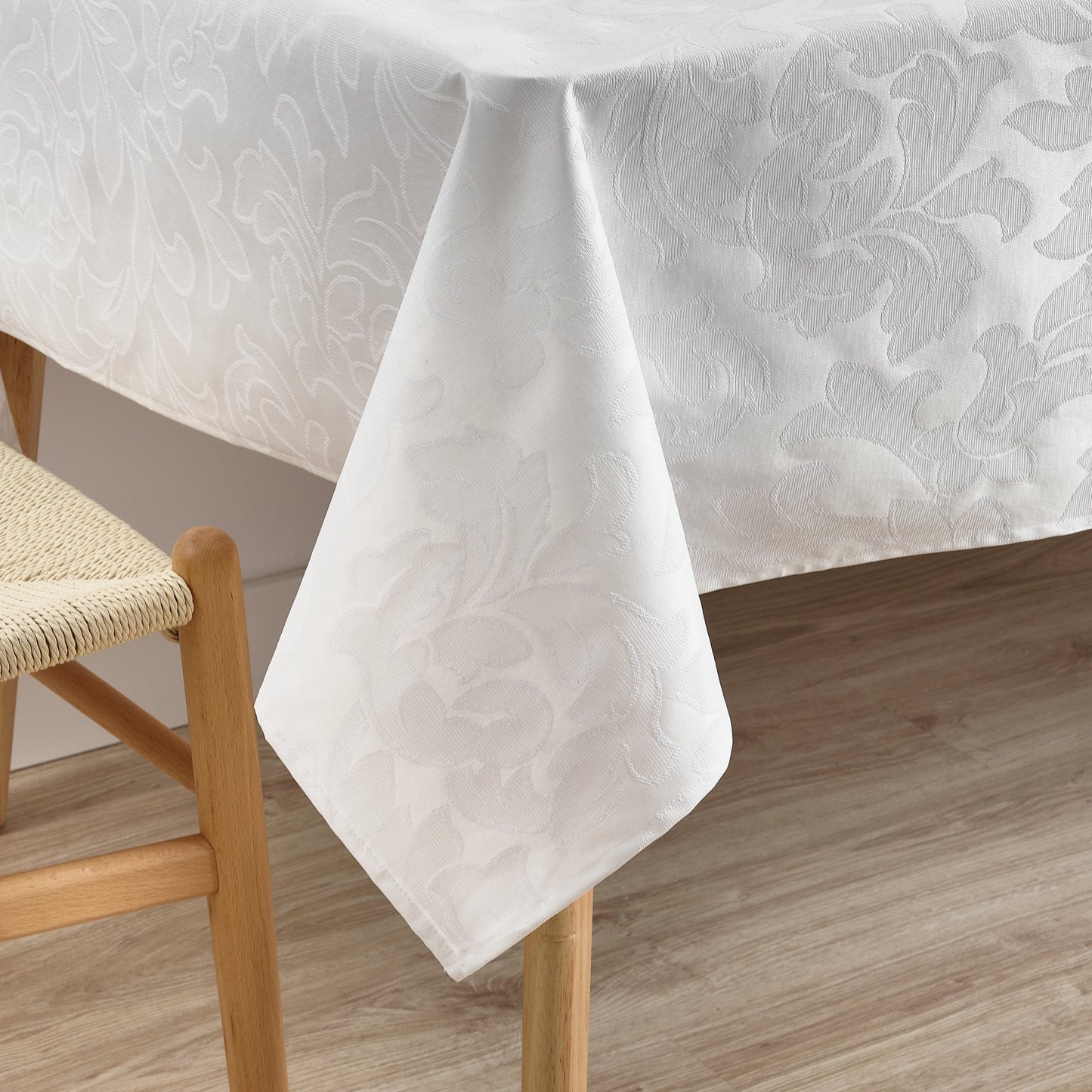 Mantel antimanchas jacquard Acacia 3233 Blanco