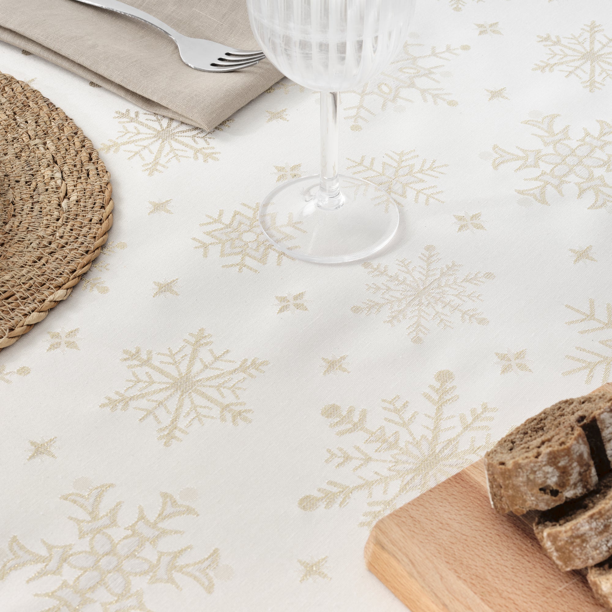 Nappe en tissu jacquard fil doré PSC4821