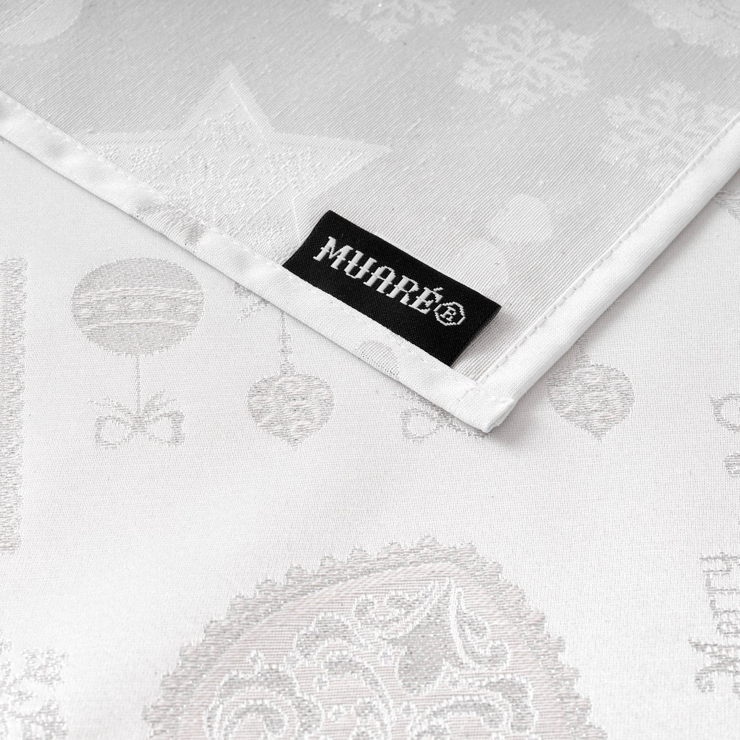 Chemin de table jacquard fil argent PSC4732A 45x140 cm