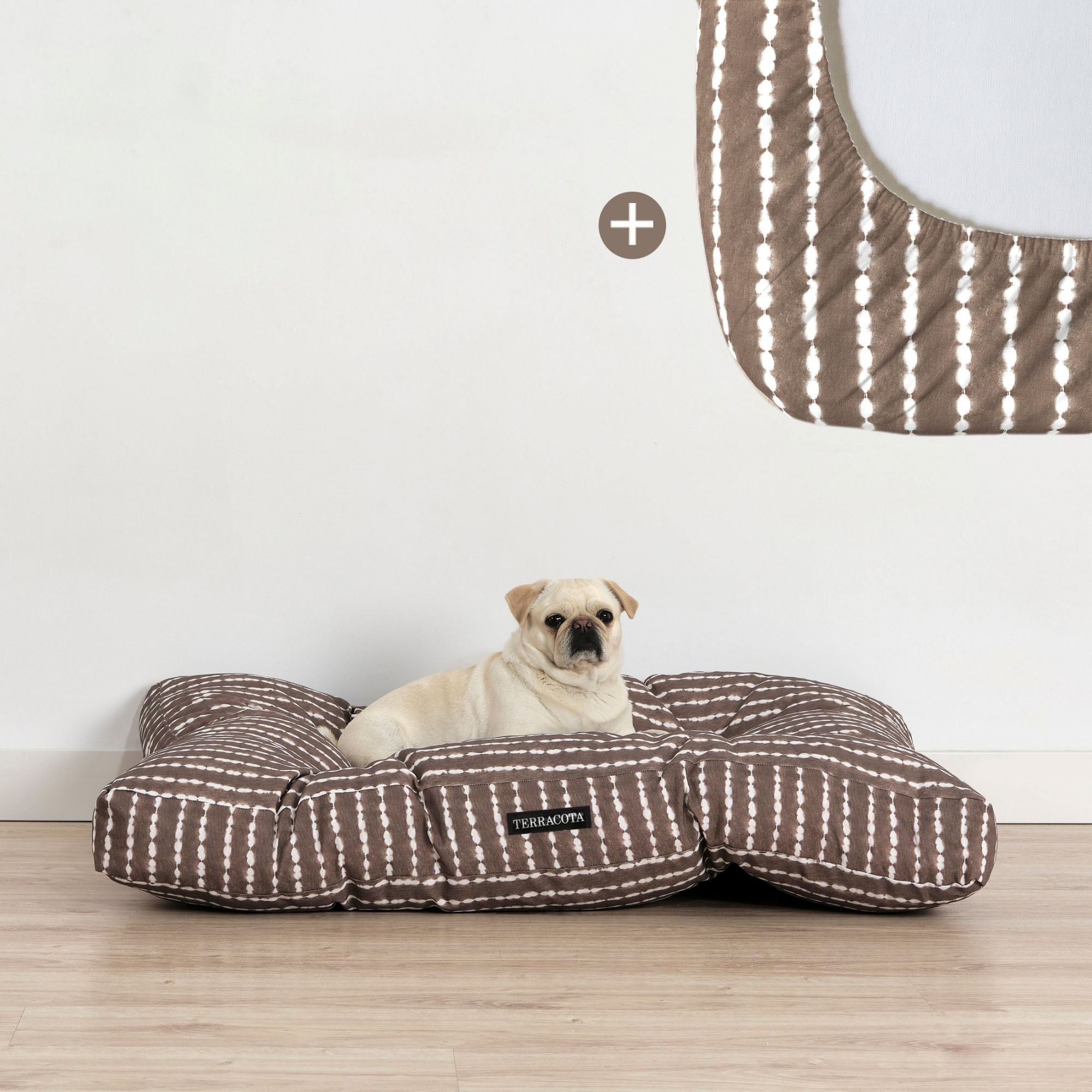 Pack cama para mascota + Protector antimanchas BOLTON 6 RED.