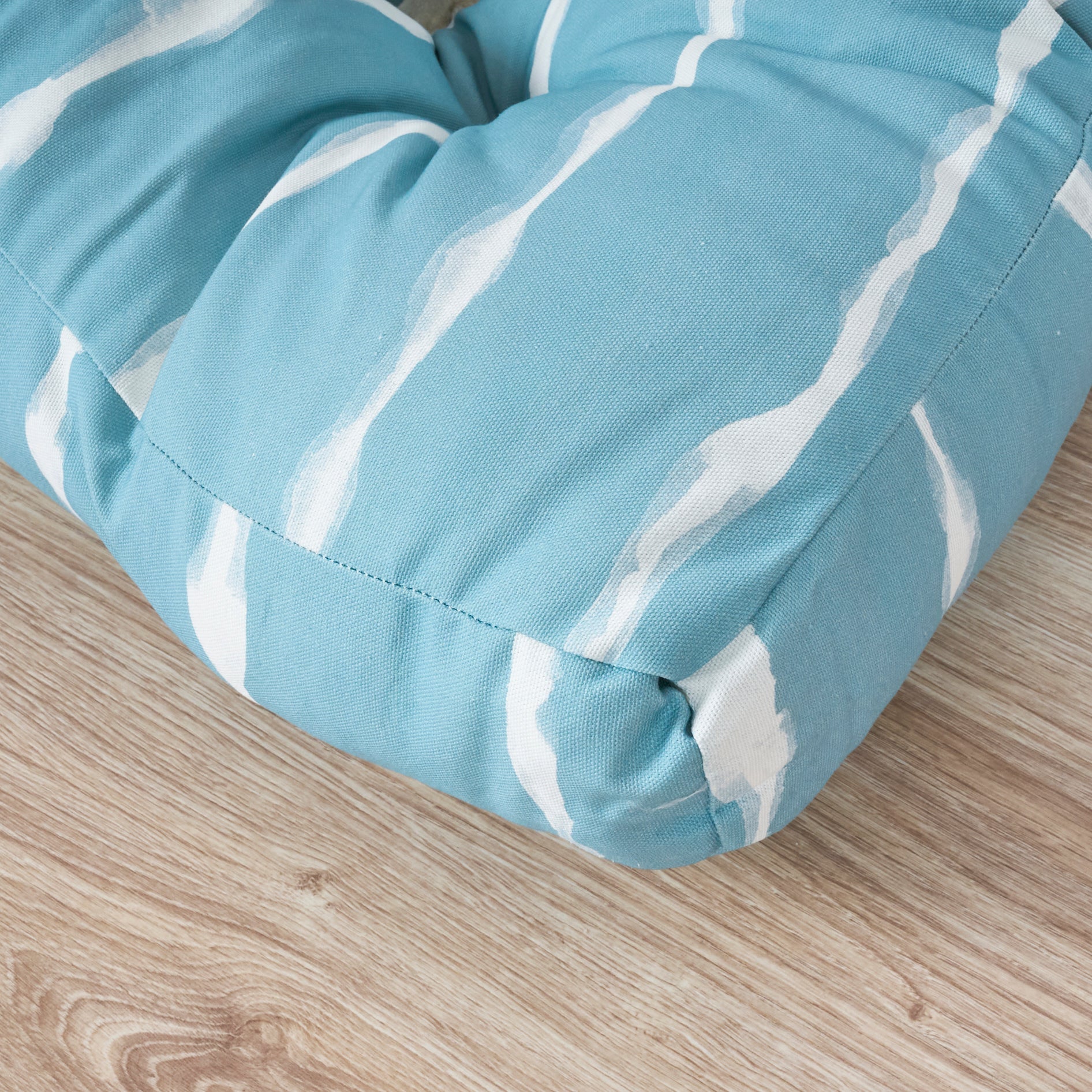 Cama para mascotas gruesa y acolchada antimanchas Vera