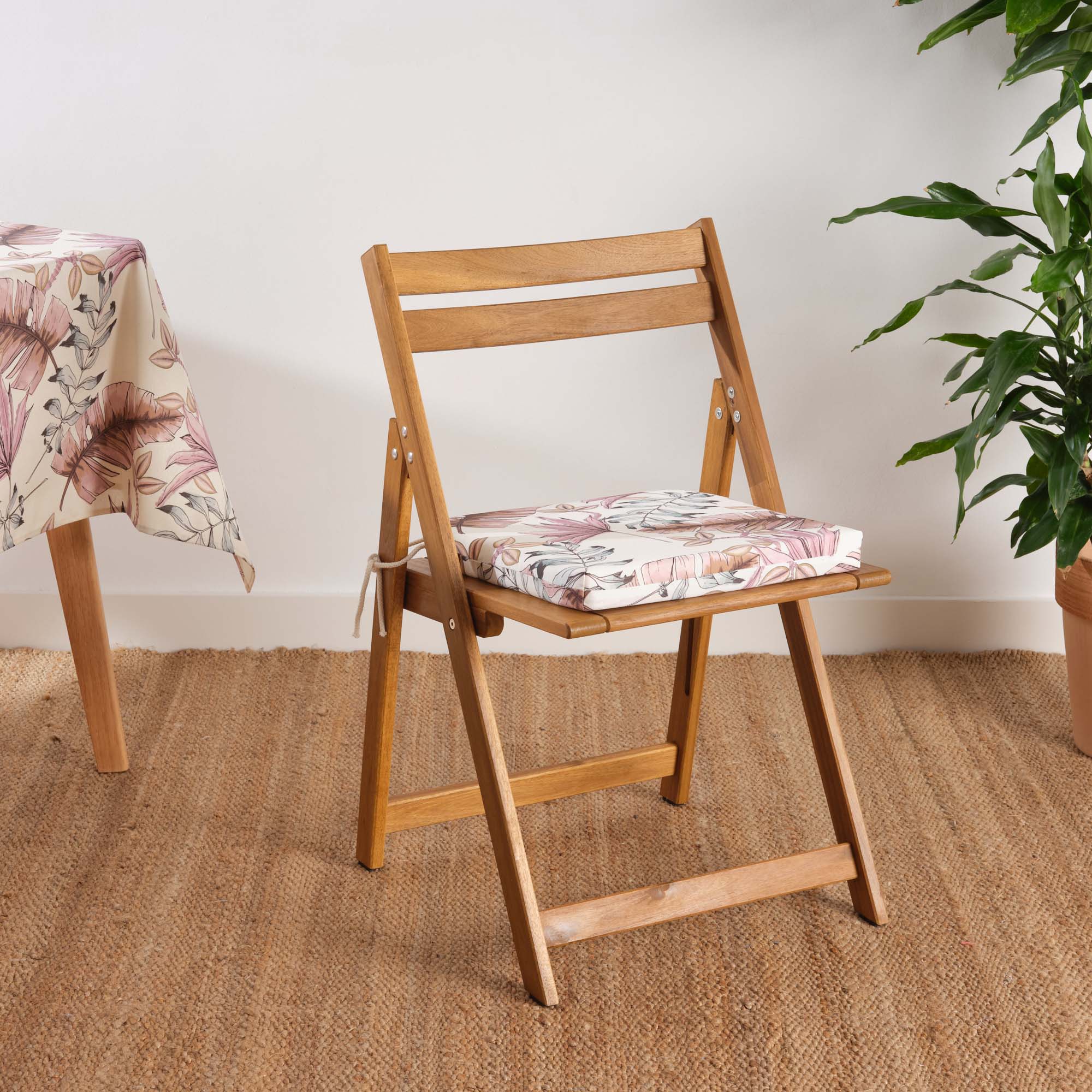 Padded seat cushion 0120-417 40x40x5 cm