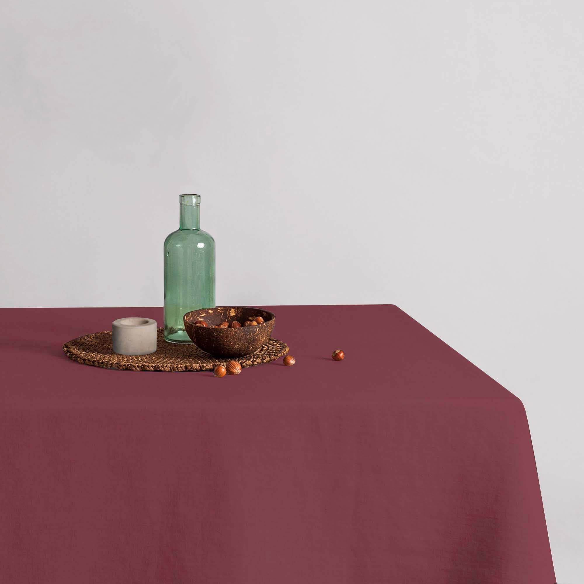 Water-repellent stain-resistant tablecloth 100% linen burgundy