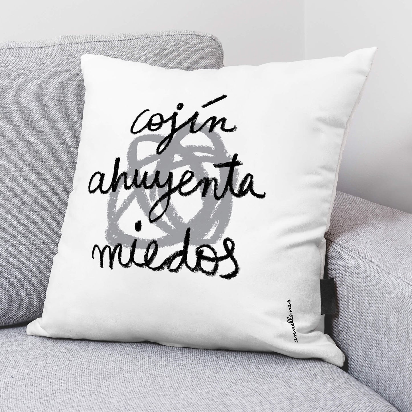 Funda de cojín 100% algodón 50x50 cm Miedos de Anna Llenas en castellano 4