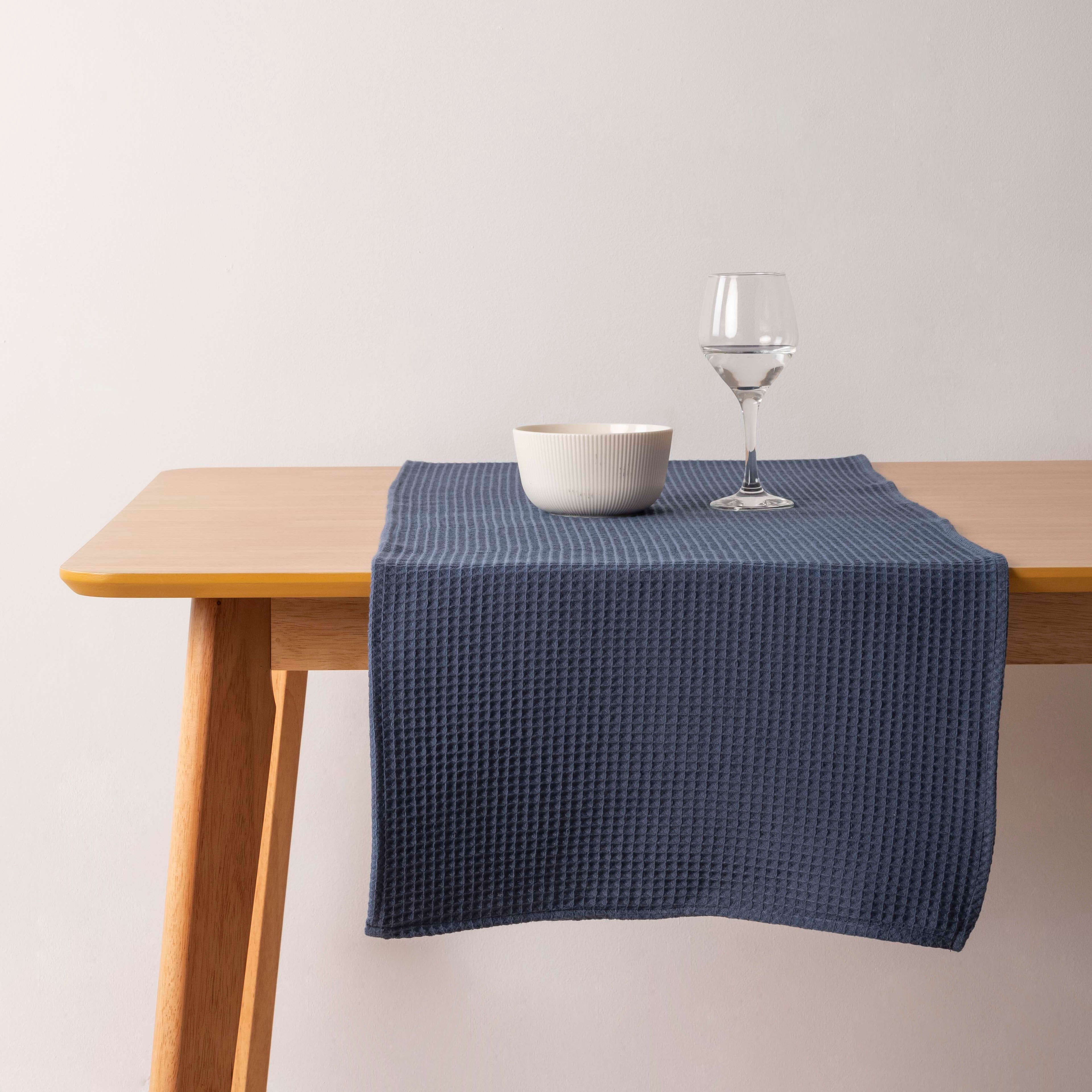 Waffle Blue Majolica Table Runner 45x140 cm