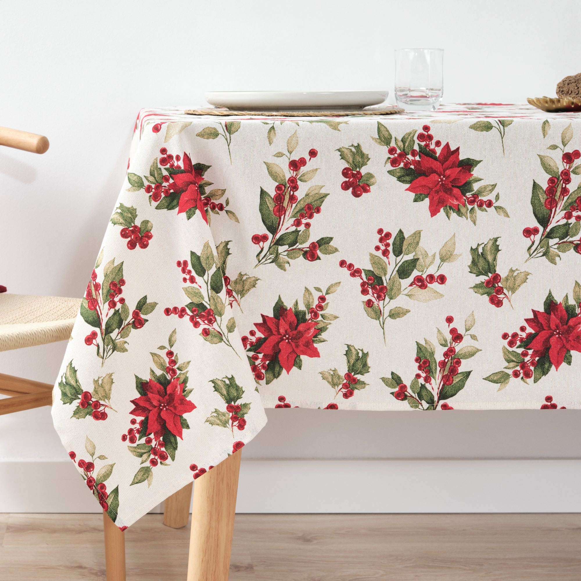 Waterproof stain-resistant cotton-lurex tablecloth Nativitatis 3 Gold