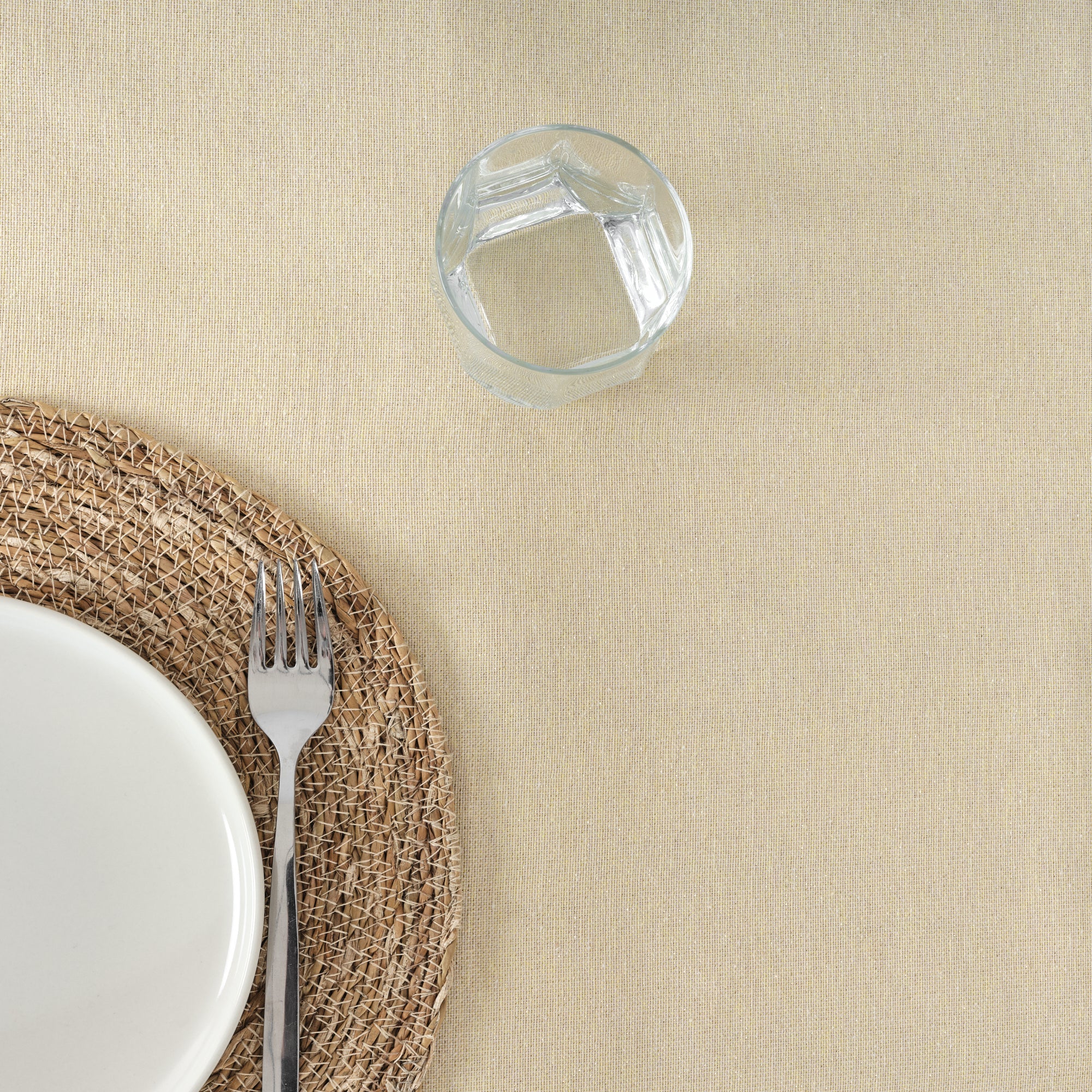 Waterproof stain-resistant cotton-lurex tablecloth, beige gold