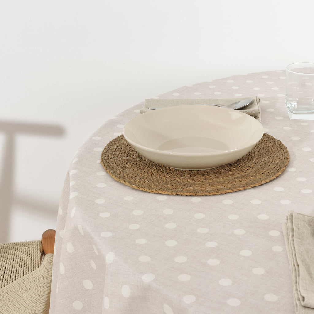 Round stain-resistant tablecloth 0120-175