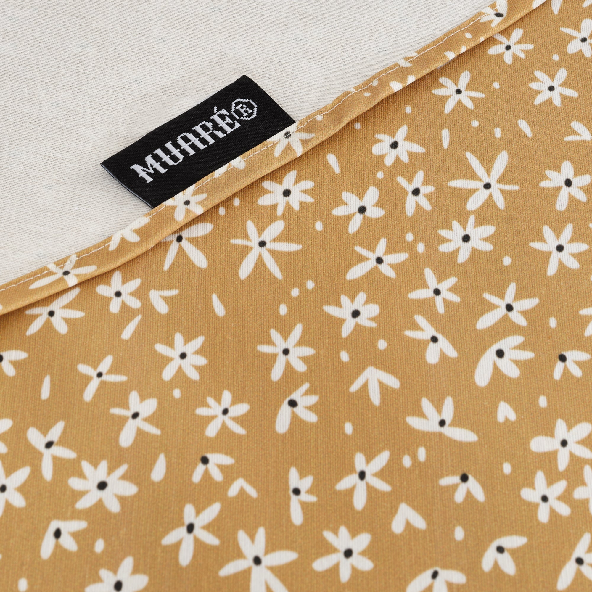 Round stain-resistant tablecloth 0120-32