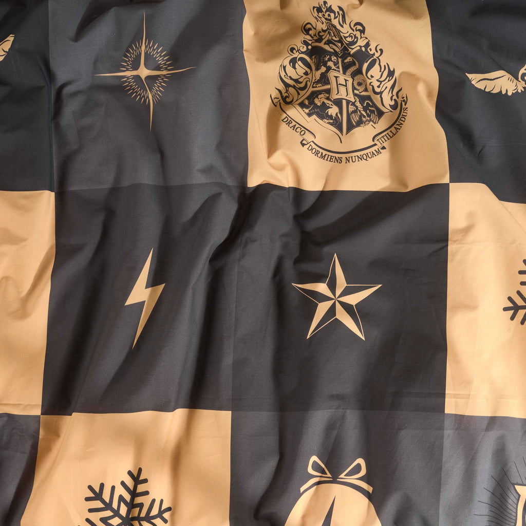 100% cotton duvet cover Hogwarts Christmas pictures