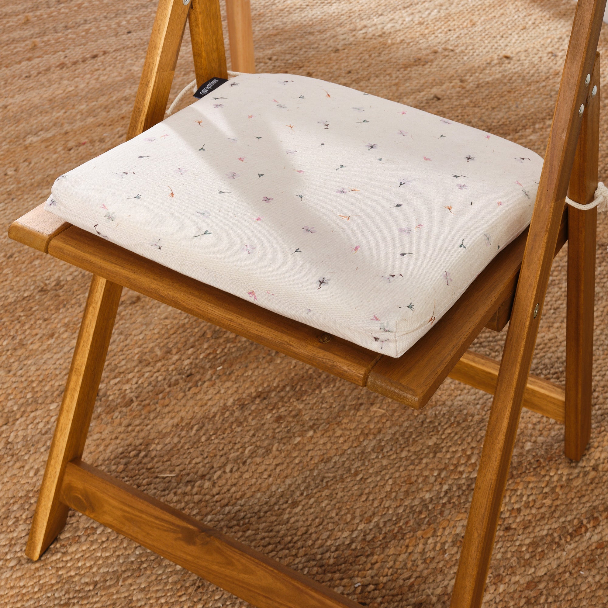 Padded seat cushion 0120-343 40x40x5 cm