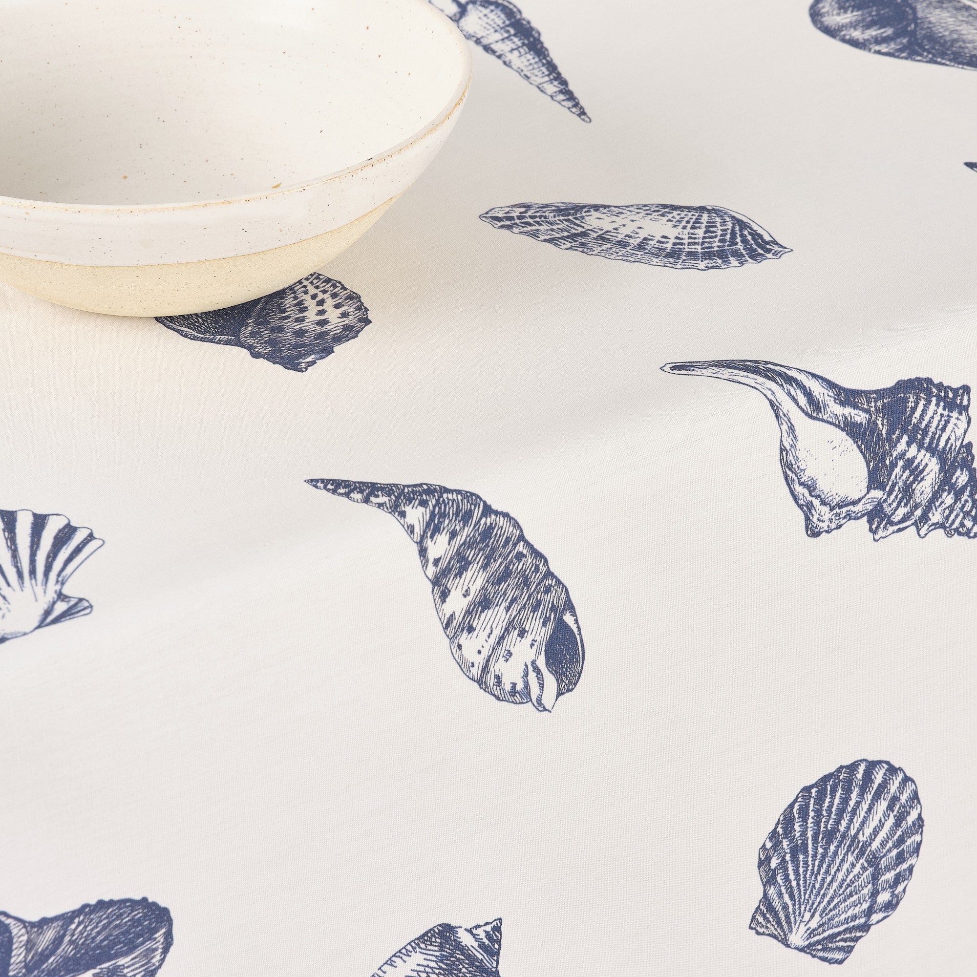Stain-resistant tablecloth 100% cotton T04 