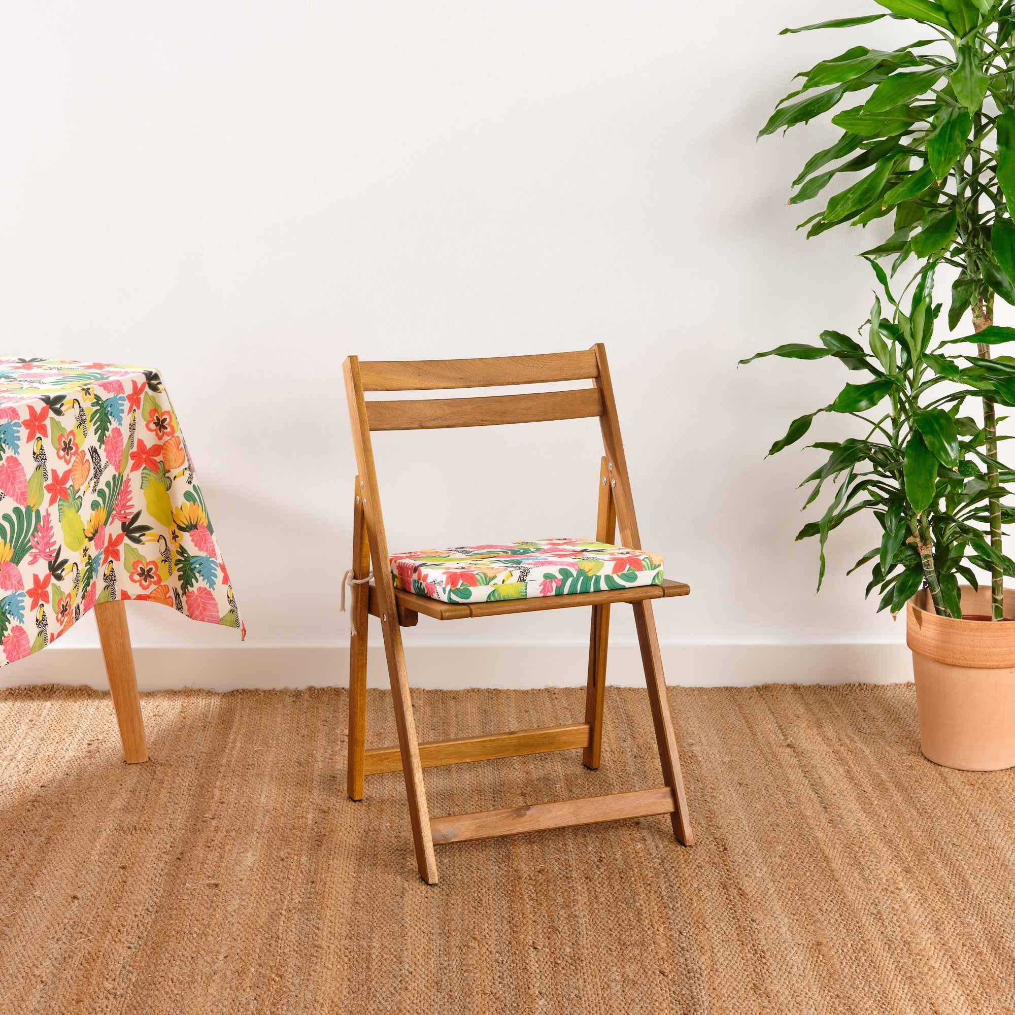 Padded seat cushion 0120-404 40x40x5 cm