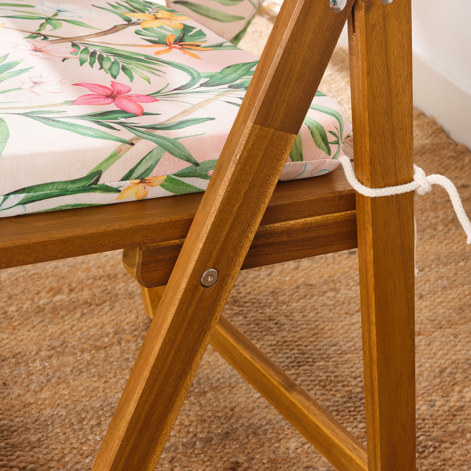 Padded seat cushion 0120-406 40x40x5 cm