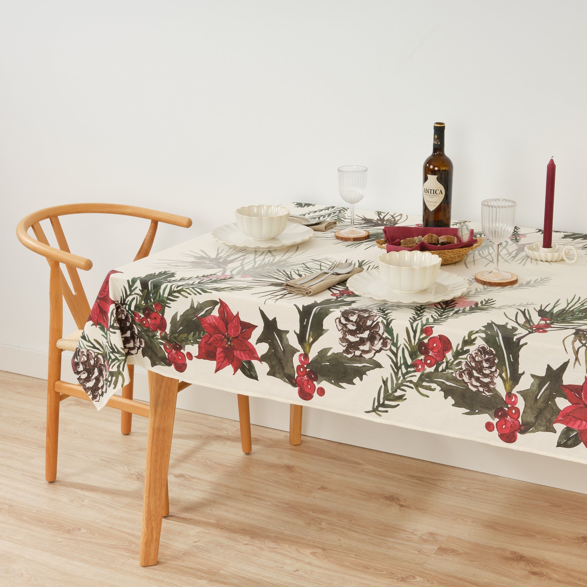 Christmas Flowers 2 stain-resistant tablecloth