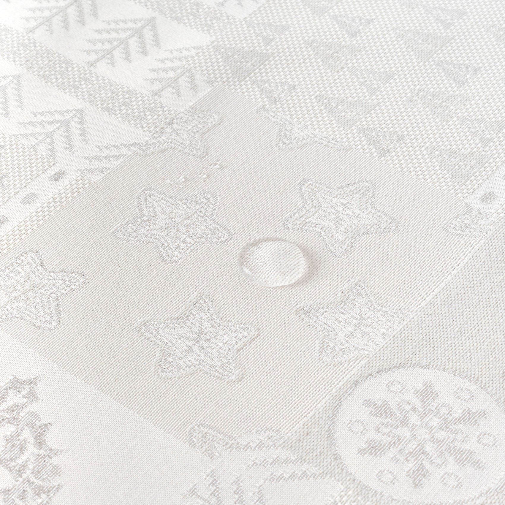 Jacquard tablecloth R22120 Natural Silver Lurex