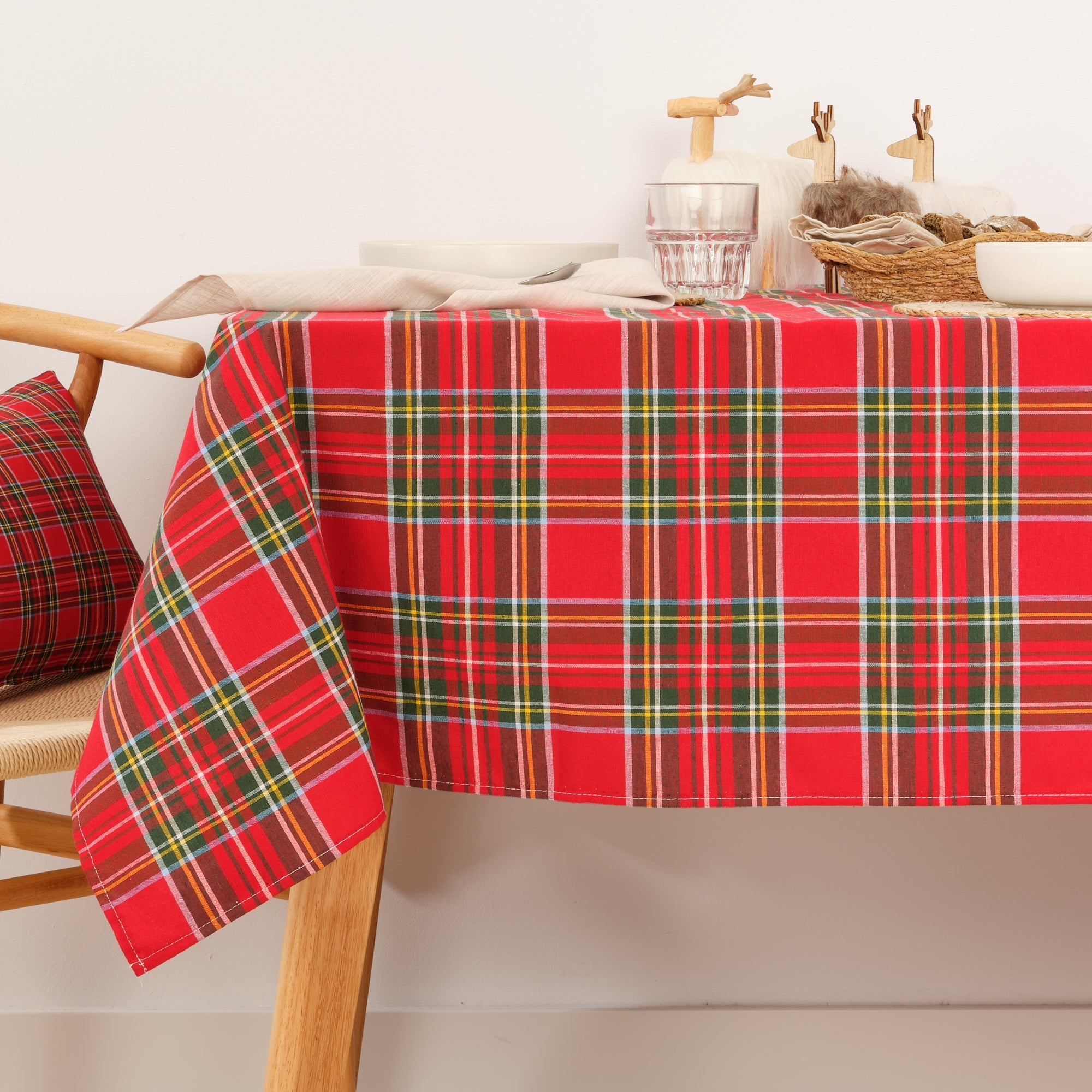 Cabal fabric tablecloth 01