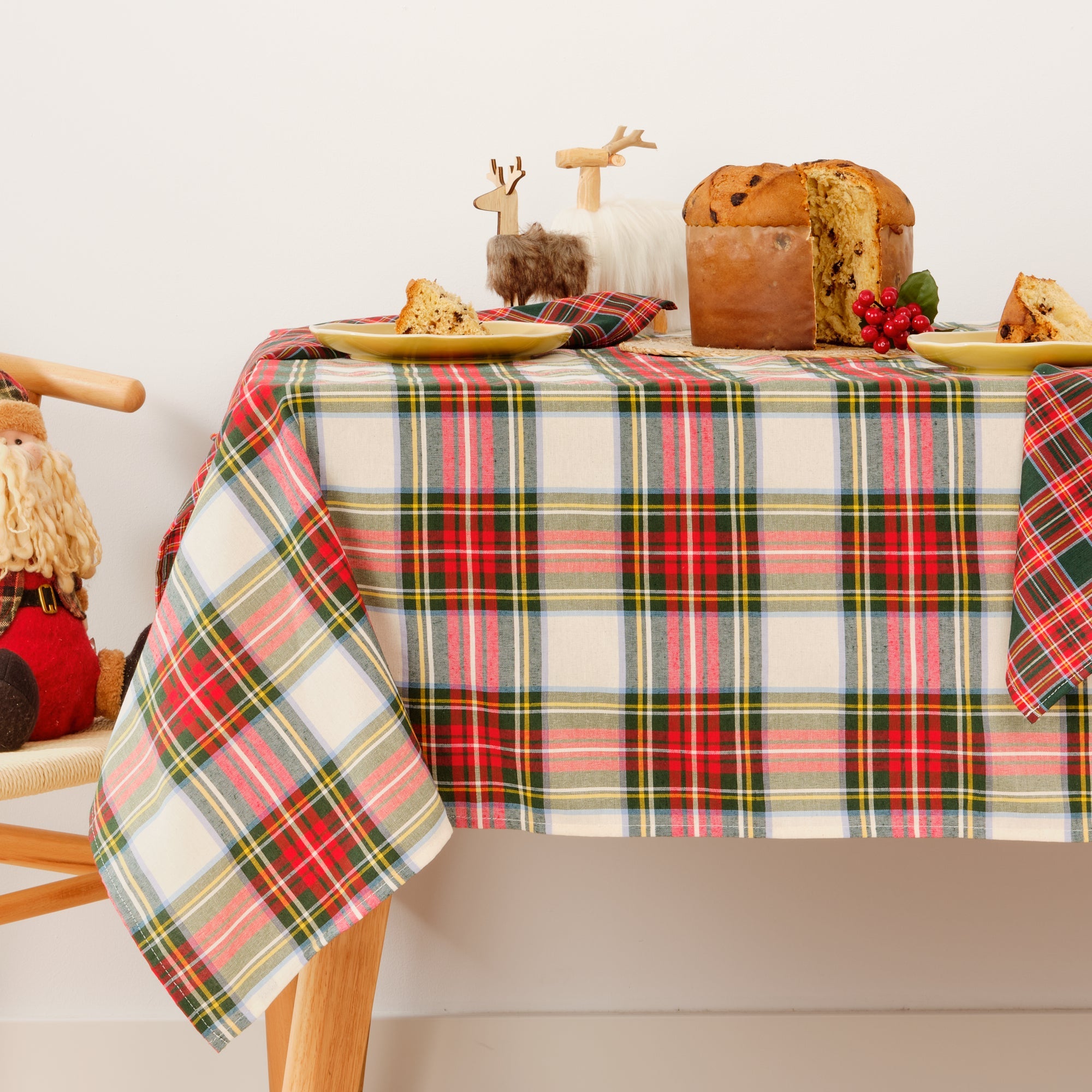 Cabal fabric tablecloth 02