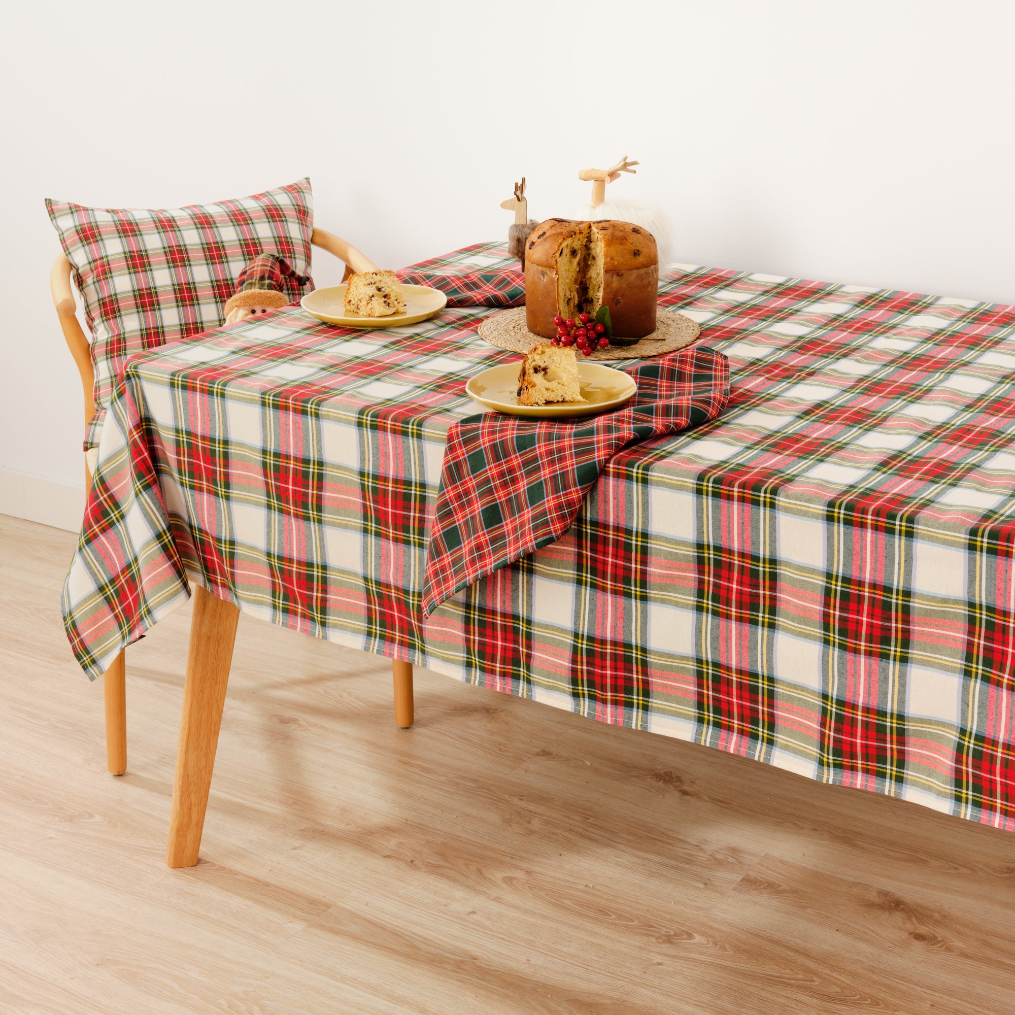 Cabal fabric tablecloth 02
