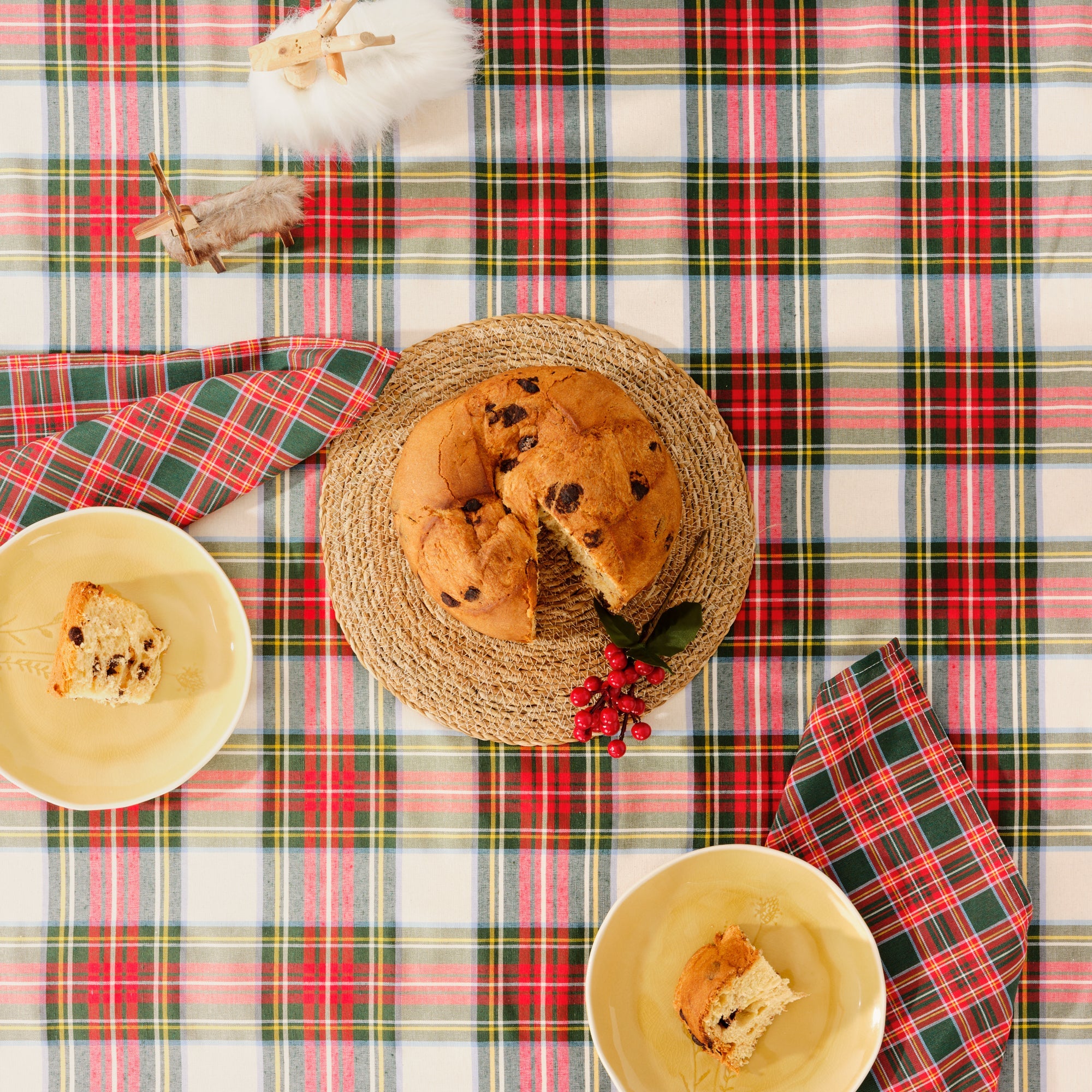 Cabal fabric tablecloth 02