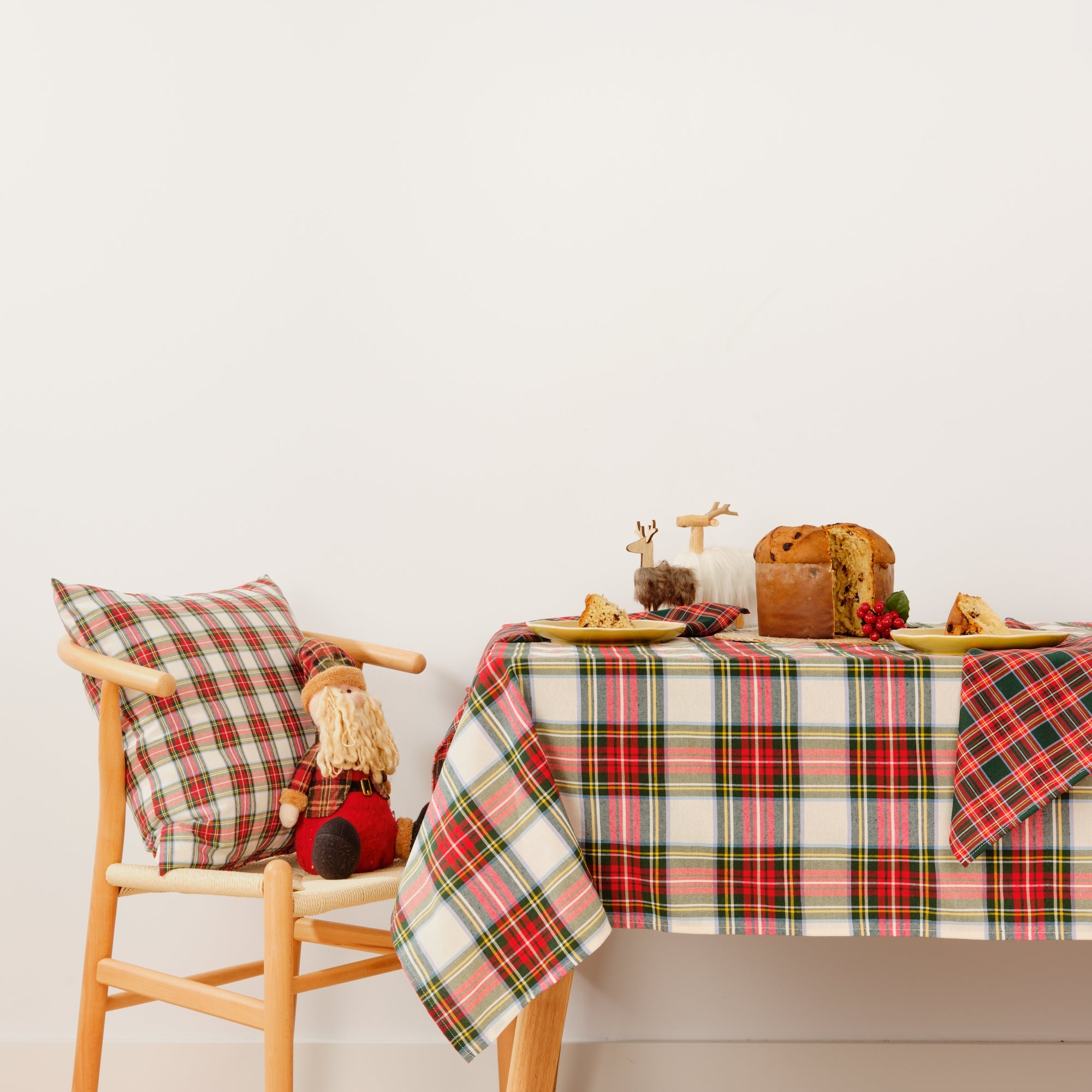 Cabal fabric tablecloth 02