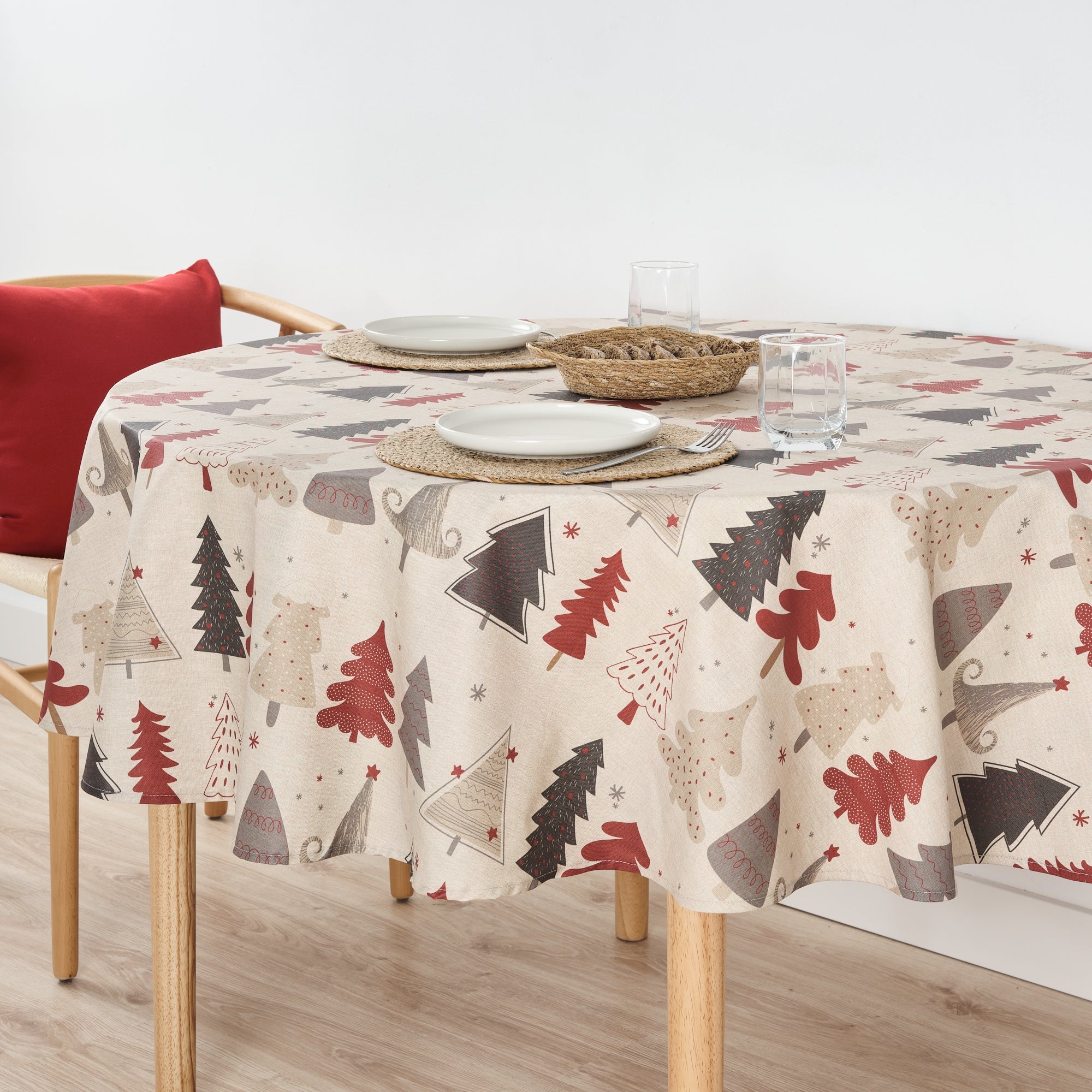 Lapland stain-resistant round tablecloth 52-100