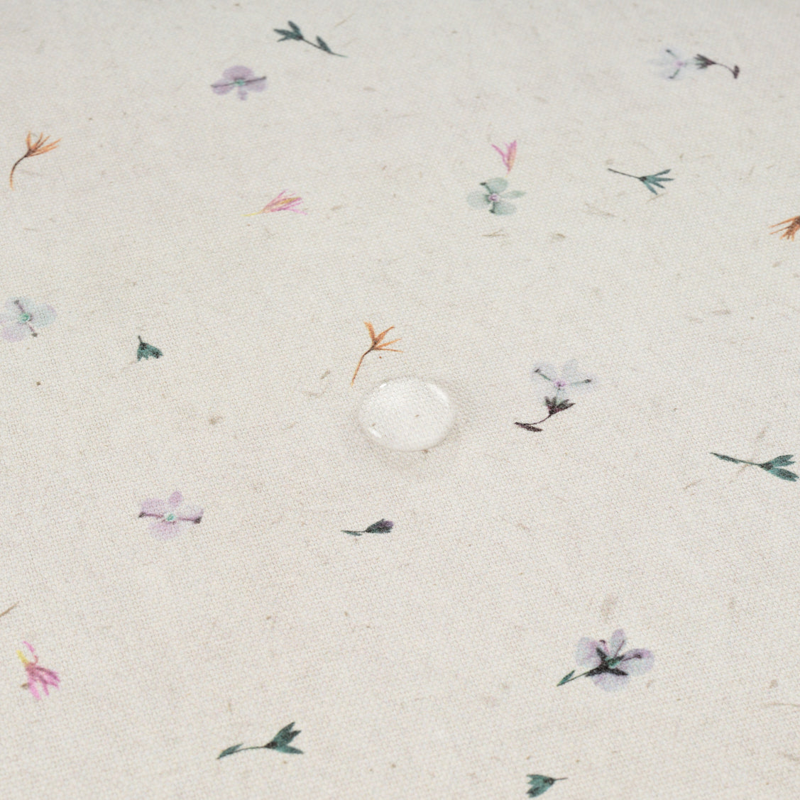 Round stain-resistant tablecloth 0120-343