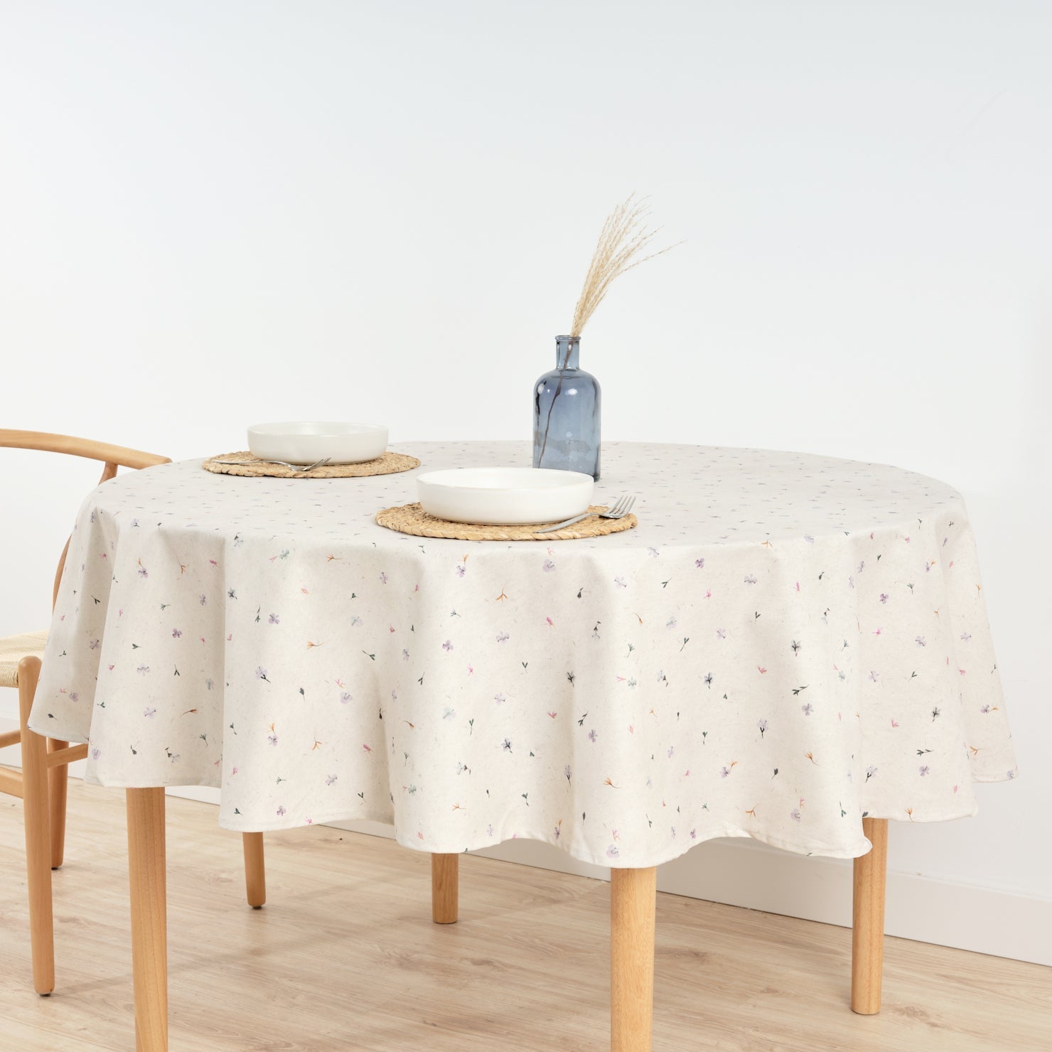 Round stain-resistant tablecloth 0120-343