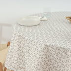 Round stain-resistant tablecloth 0318-122