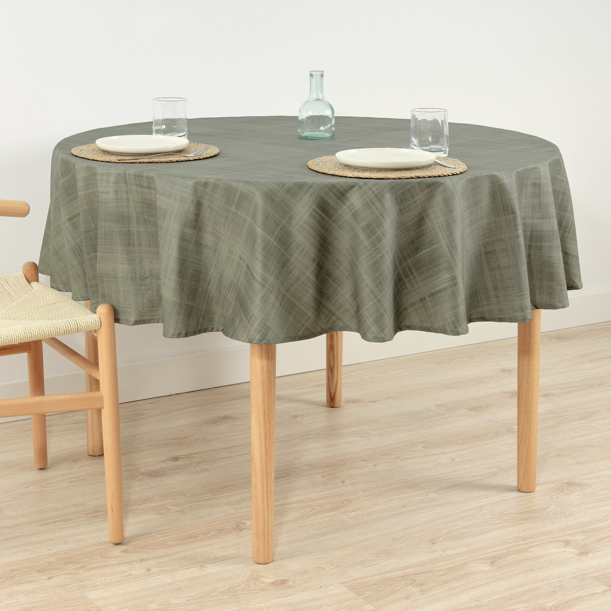 Desert Sage Stain-Resistant Round Tablecloth