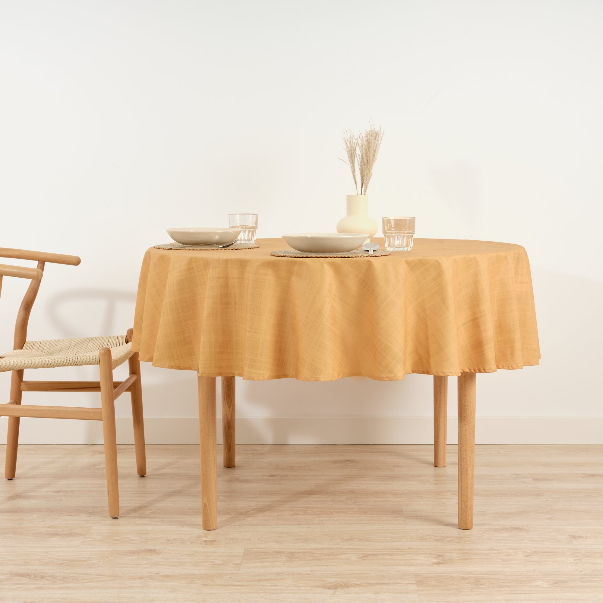 Round stain resistant tablecloth Mustard