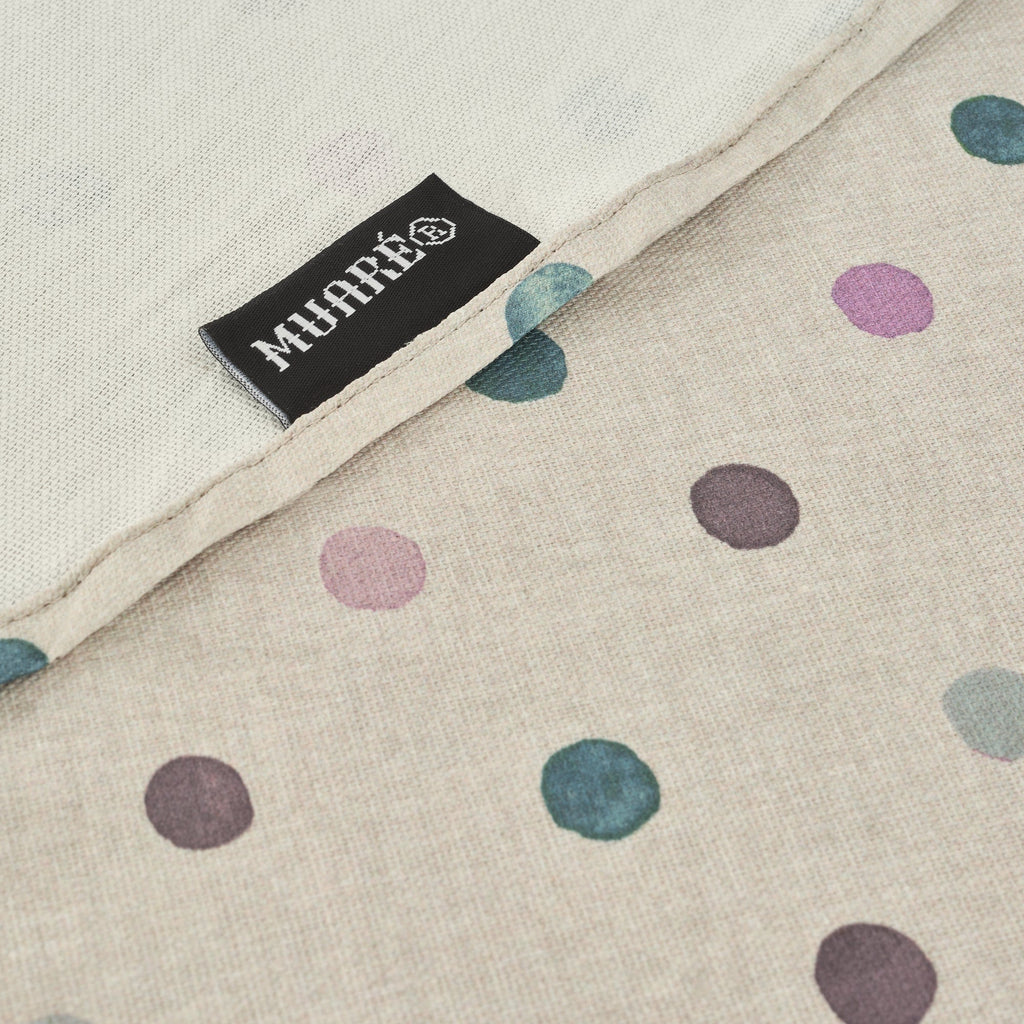 Bibury round stain-resistant tablecloth