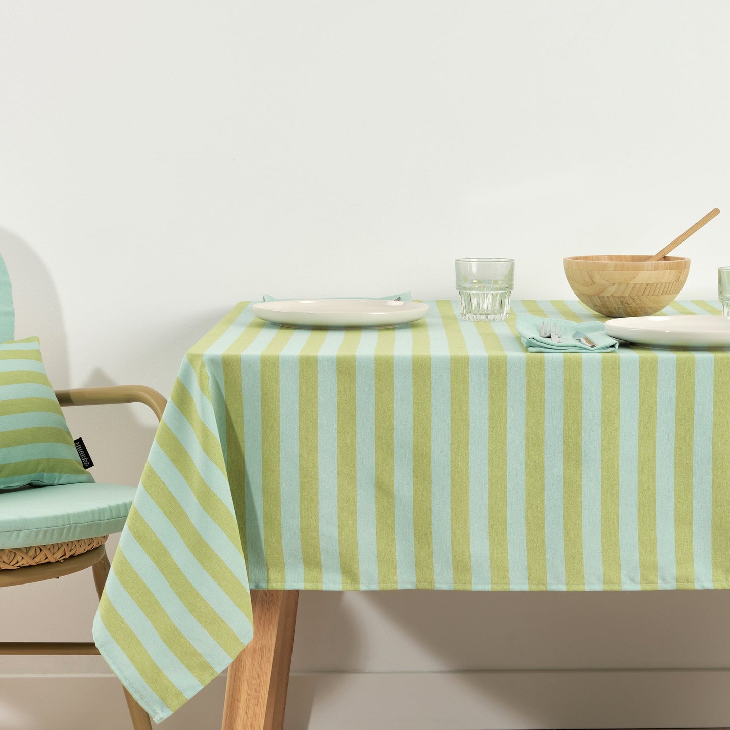 Mantel de tela jacquard Maglia Raya Pistacho y Turquesa
