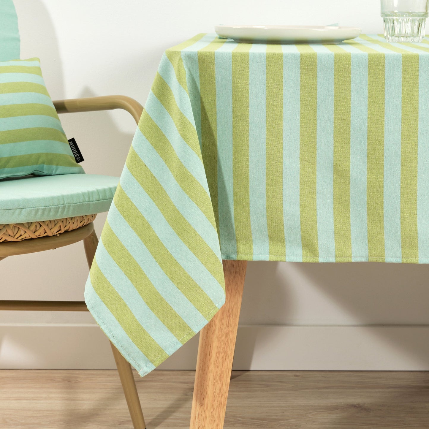 Mantel de tela jacquard Maglia Raya Pistacho y Turquesa