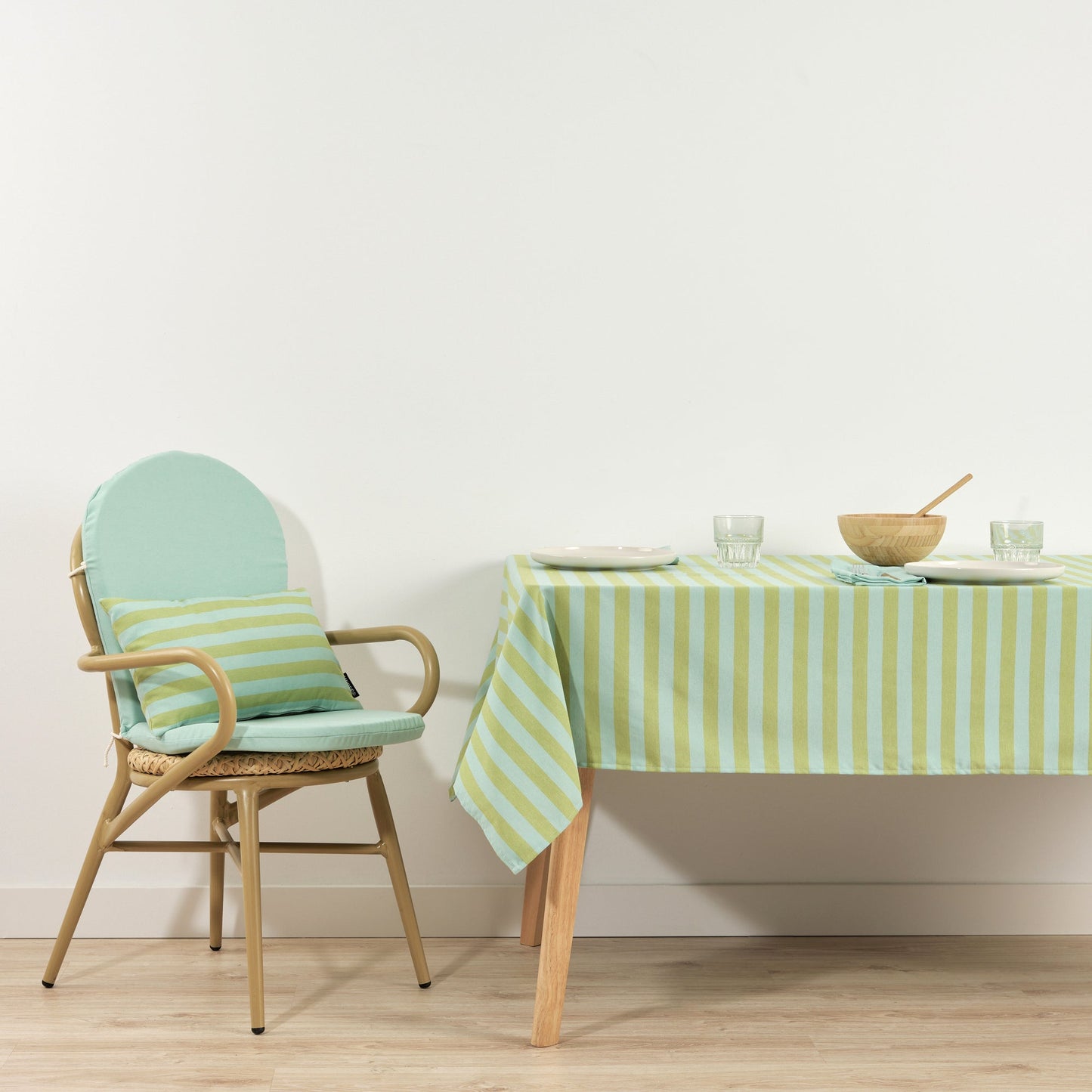 Mantel de tela jacquard Maglia Raya Pistacho y Turquesa