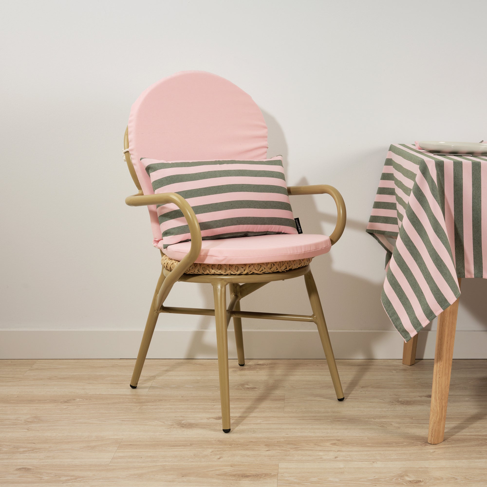 Maglia Cushion Cover Pink and Moss Stripe 30x50 cm