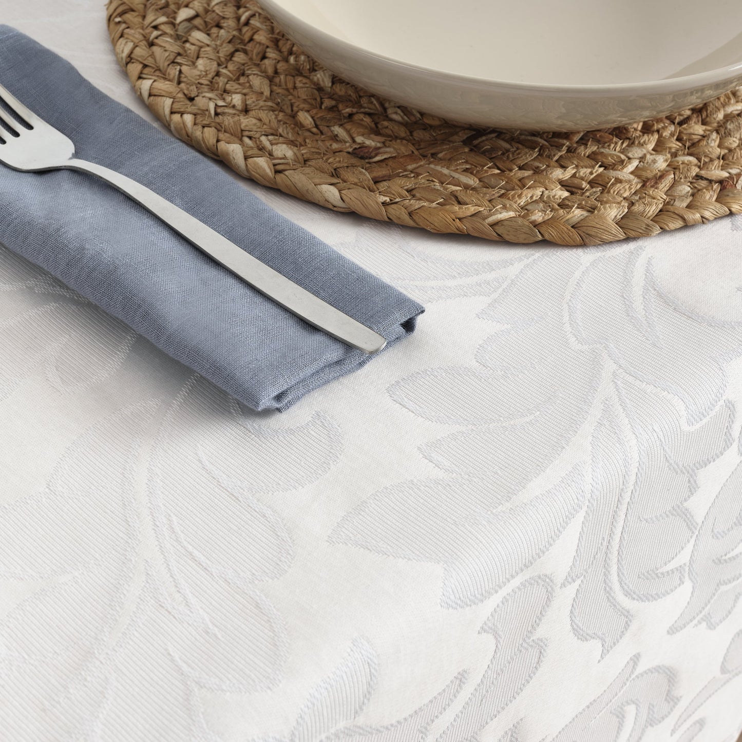 Mantel antimanchas jacquard Acacia 3233 Blanco