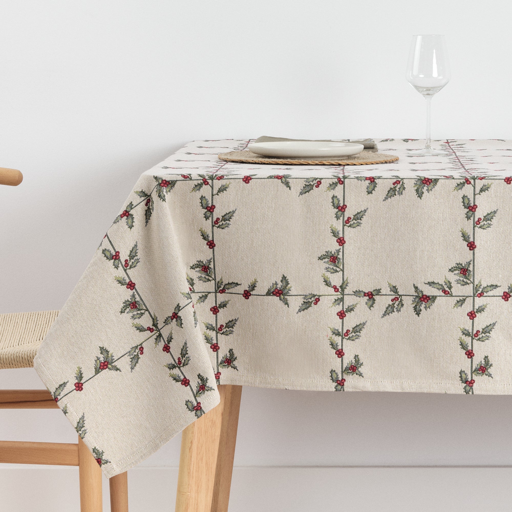 Premium Jacquard Stain-Resistant Tablecloth 33711B