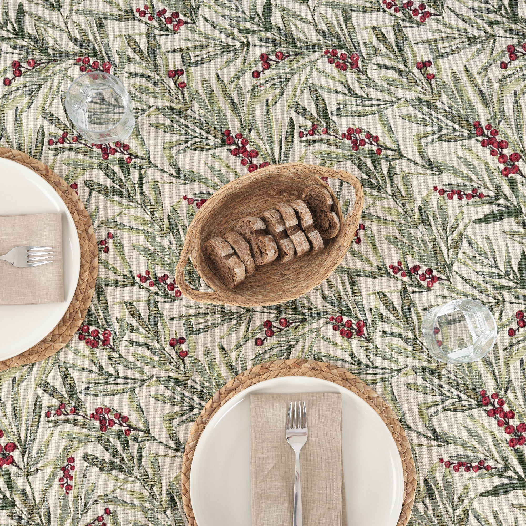 Premium jacquard stain-resistant tablecloth 33721