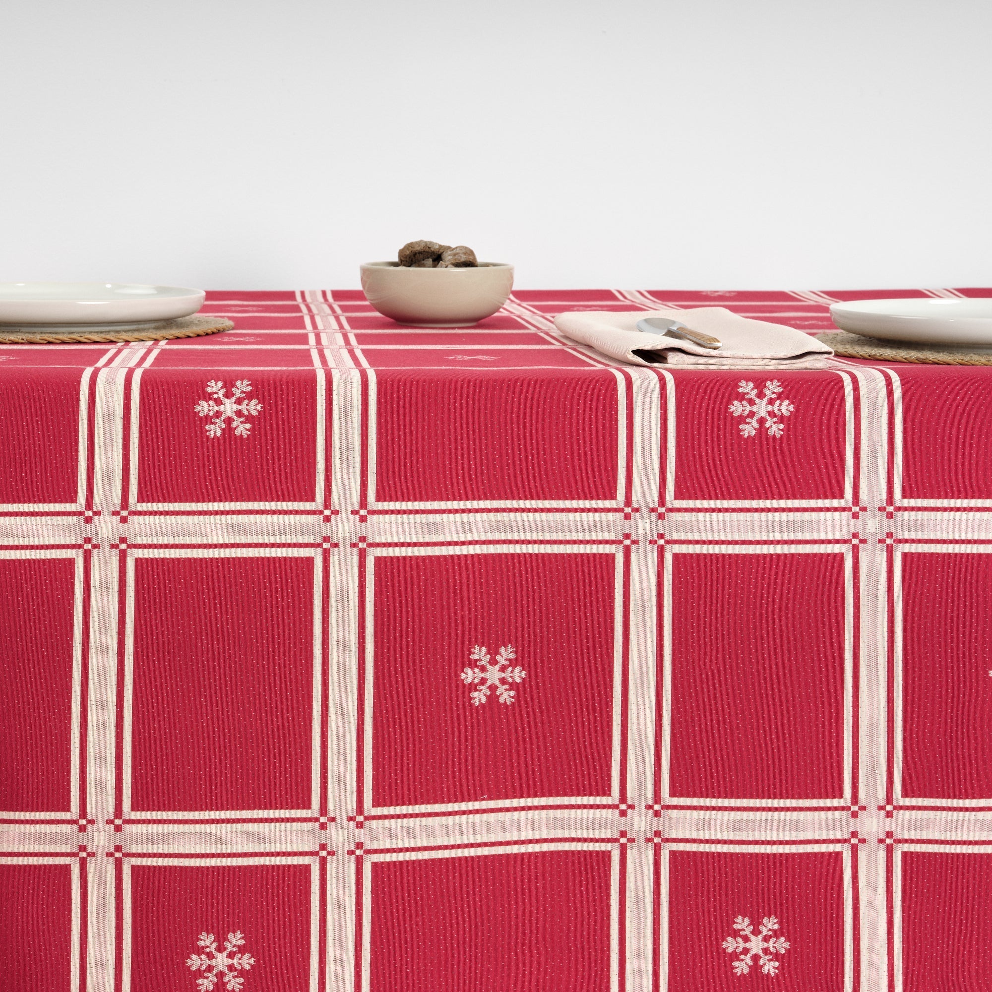 Reversible jacquard stain-resistant tablecloth 33742E