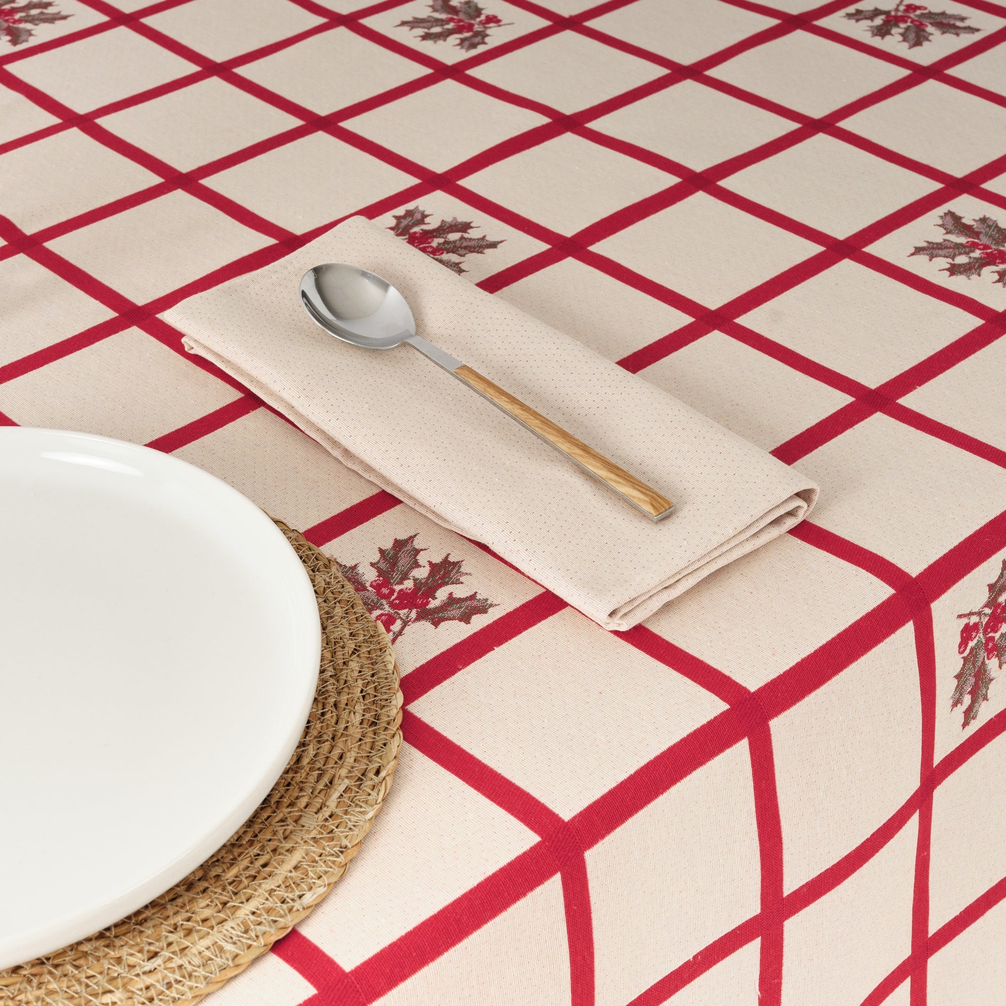Jacquard stain-resistant tablecloth 33744B