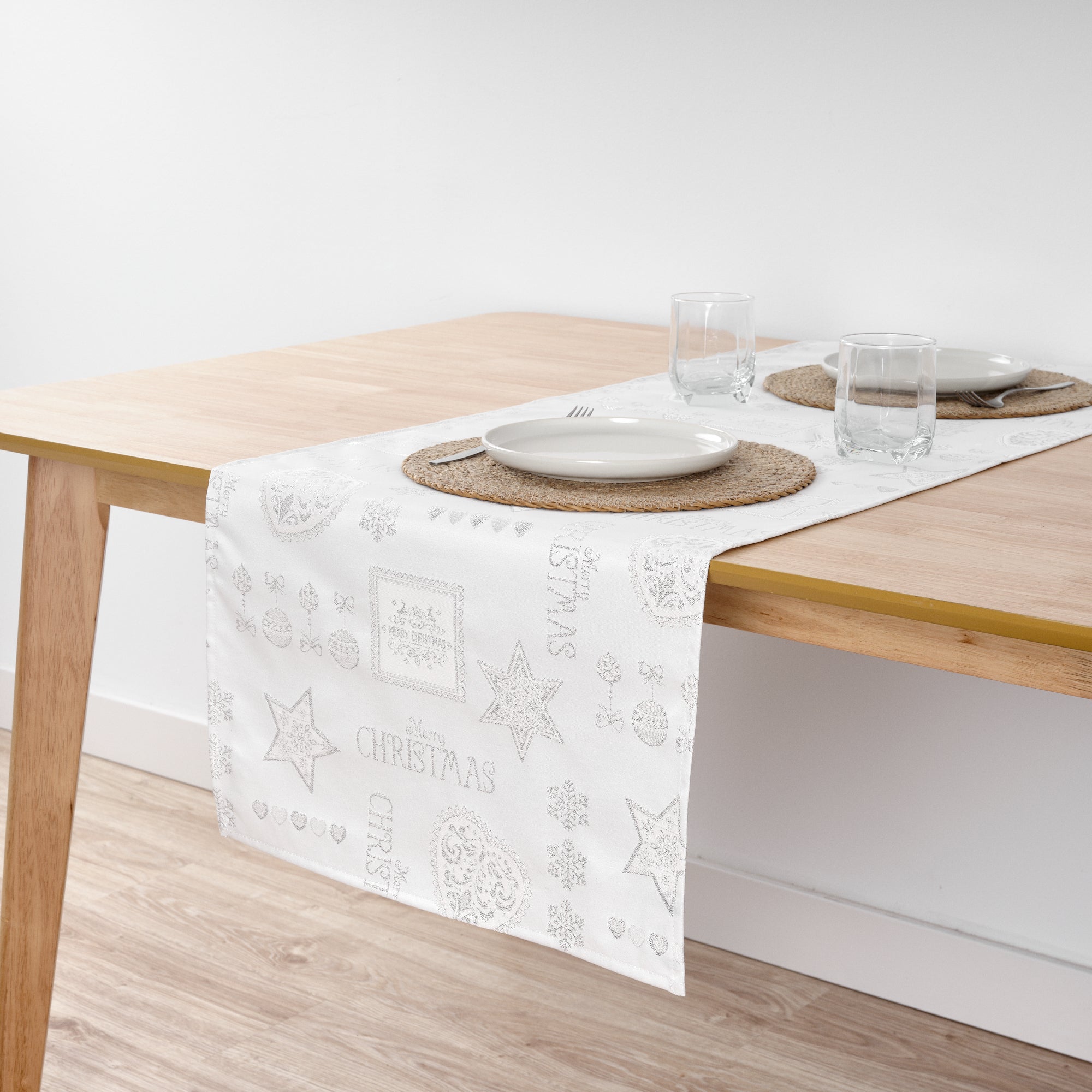 Chemin de table jacquard fil argent PSC4732A 45x140 cm